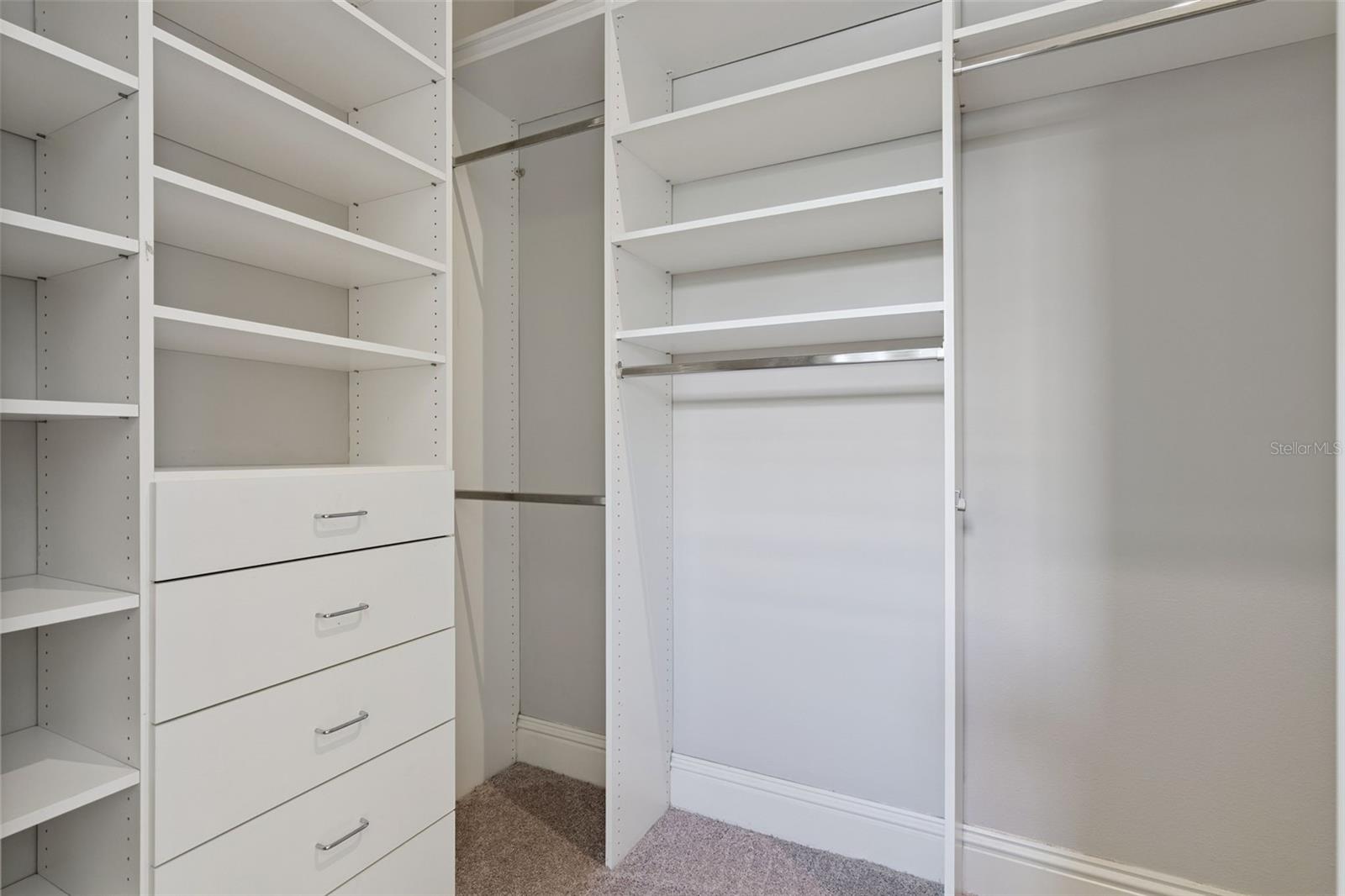 Image 25 of 67 For 1705 Elizabeths Walk