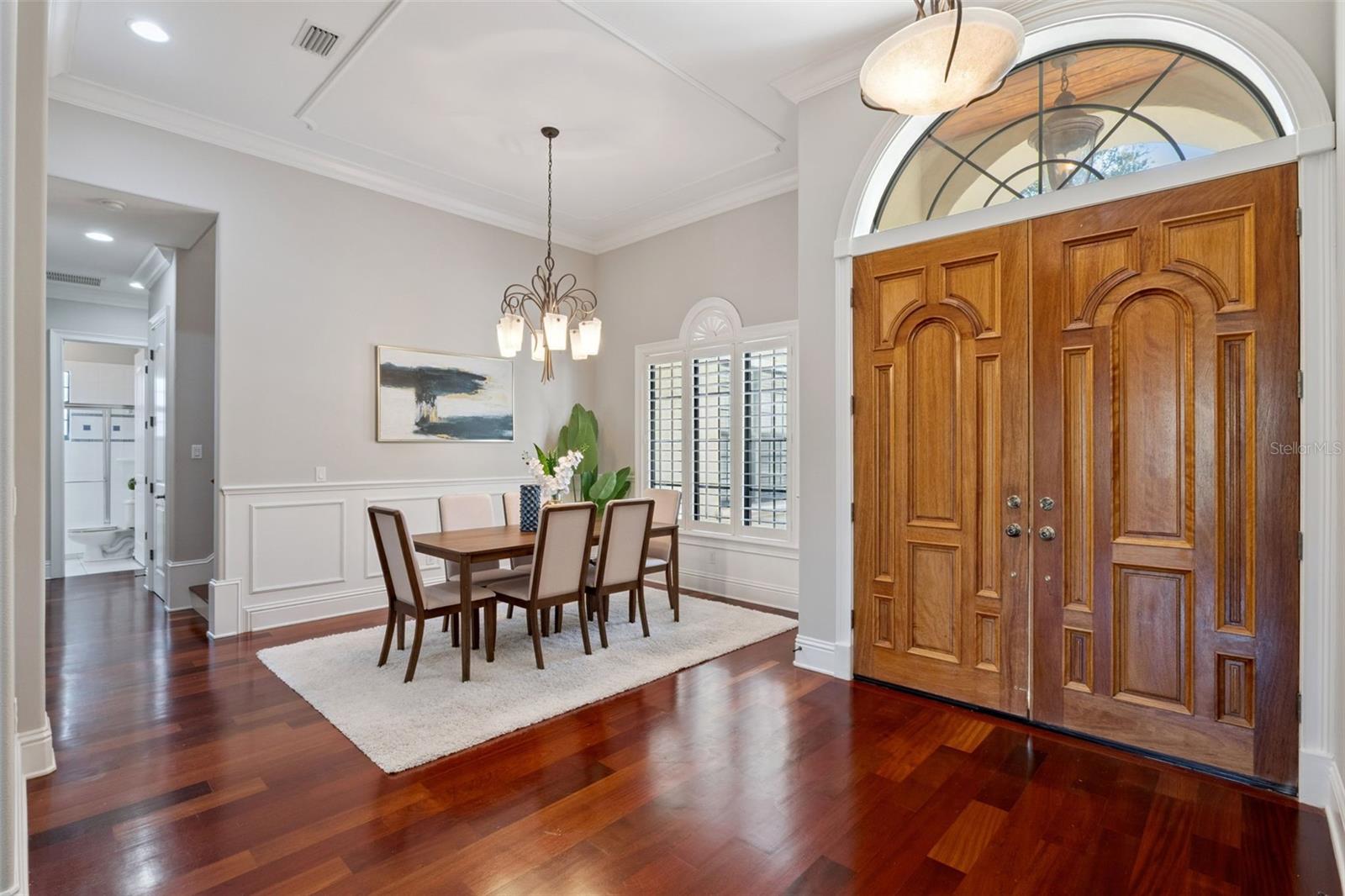 Image 4 of 67 For 1705 Elizabeths Walk