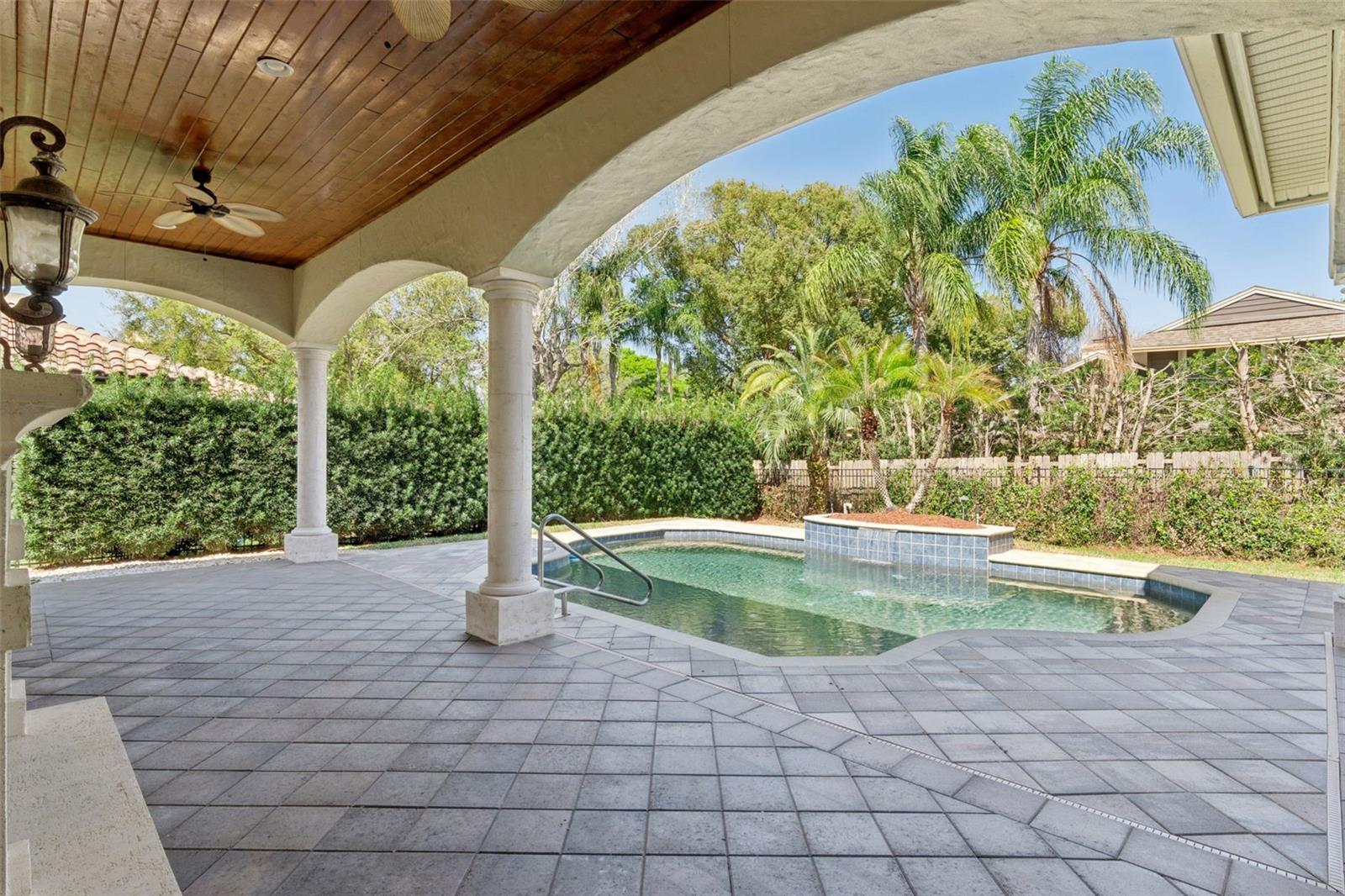 Image 41 of 67 For 1705 Elizabeths Walk