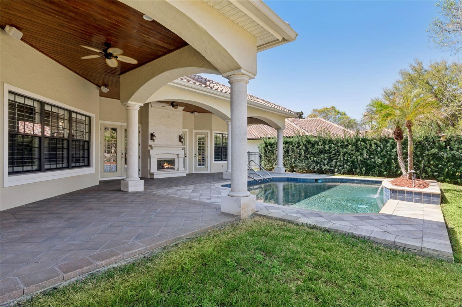 Image 42 of 67 For 1705 Elizabeths Walk