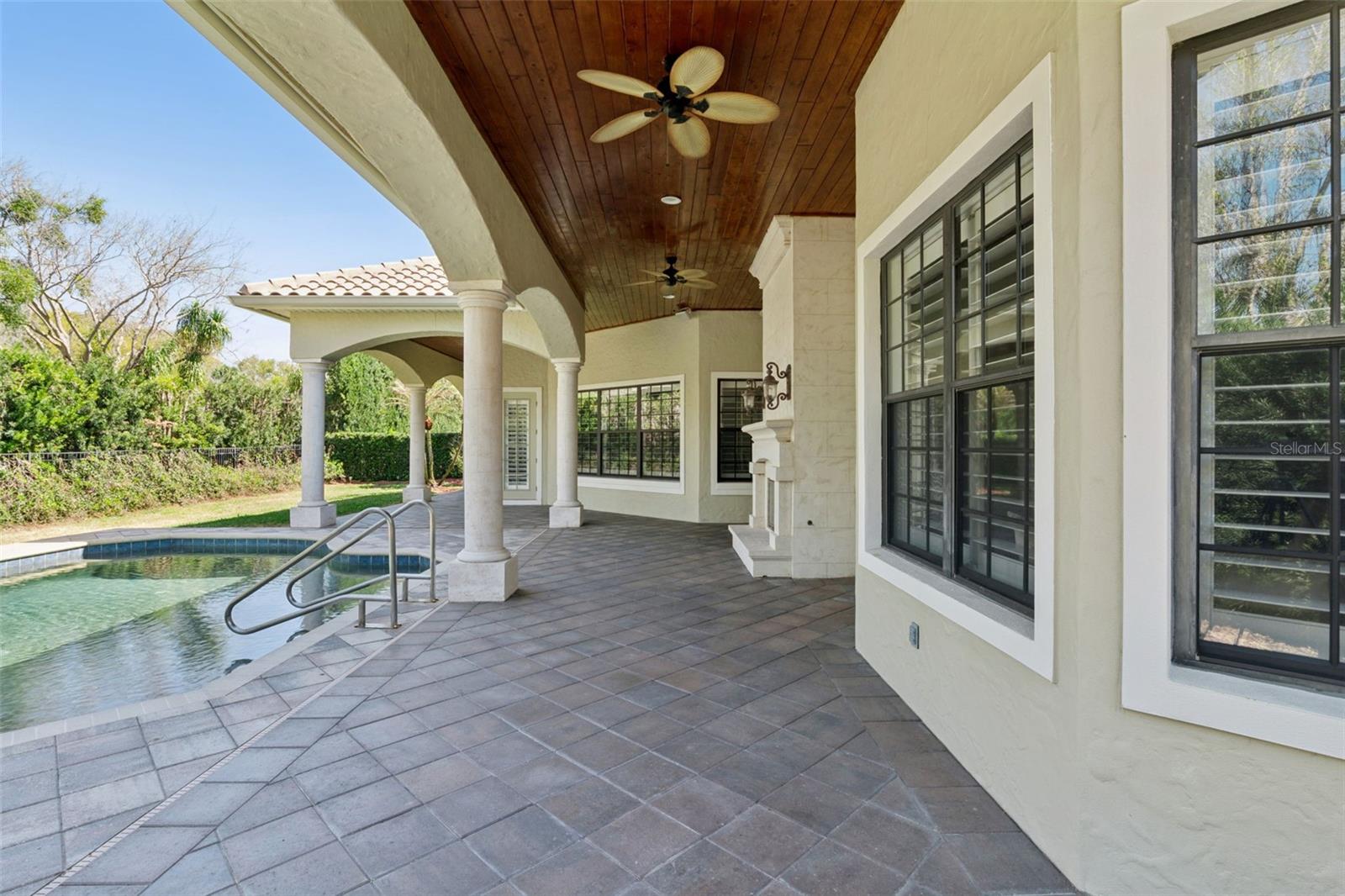 Image 43 of 67 For 1705 Elizabeths Walk