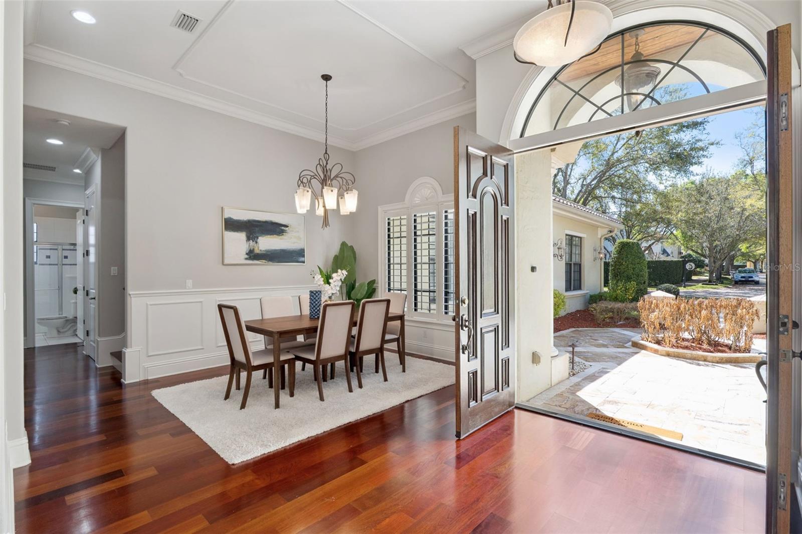 Image 5 of 67 For 1705 Elizabeths Walk