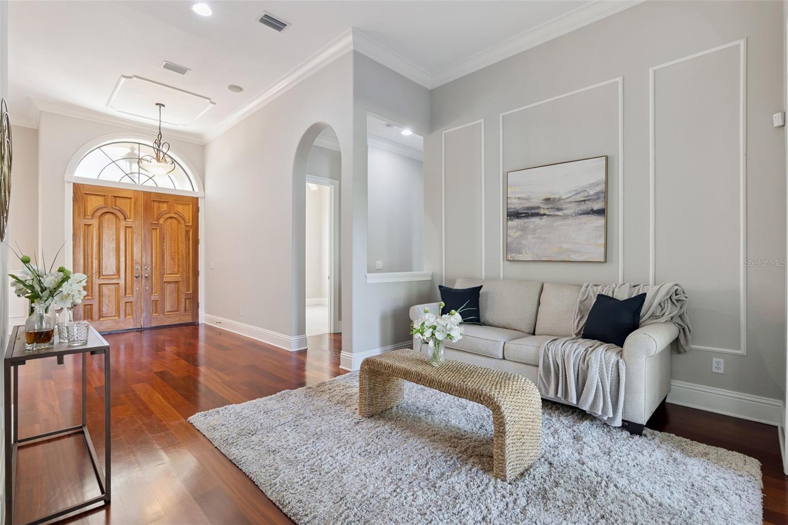 Image 6 of 67 For 1705 Elizabeths Walk