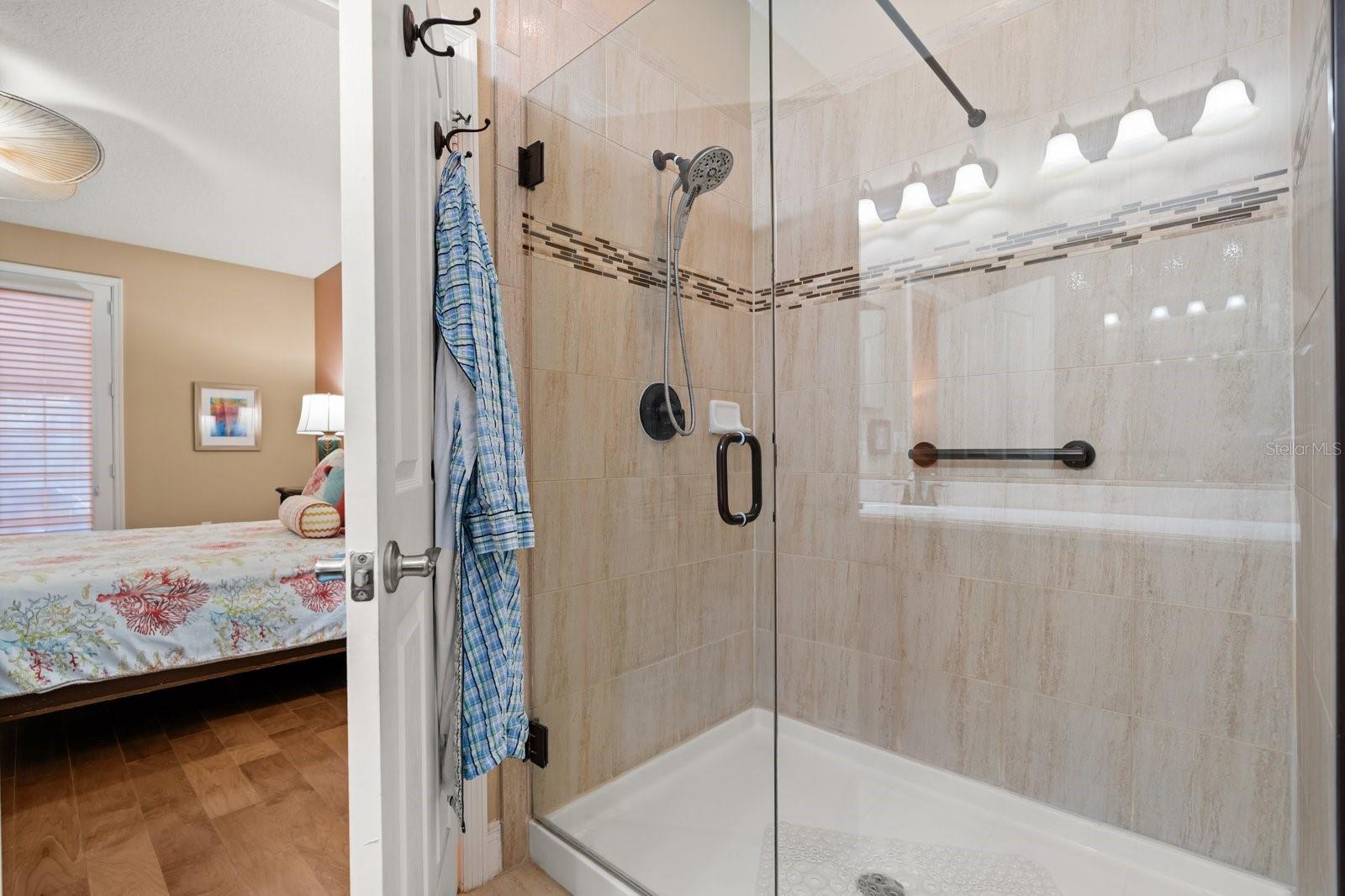 Image 15 of 26 For 11920 Verrazano Drive