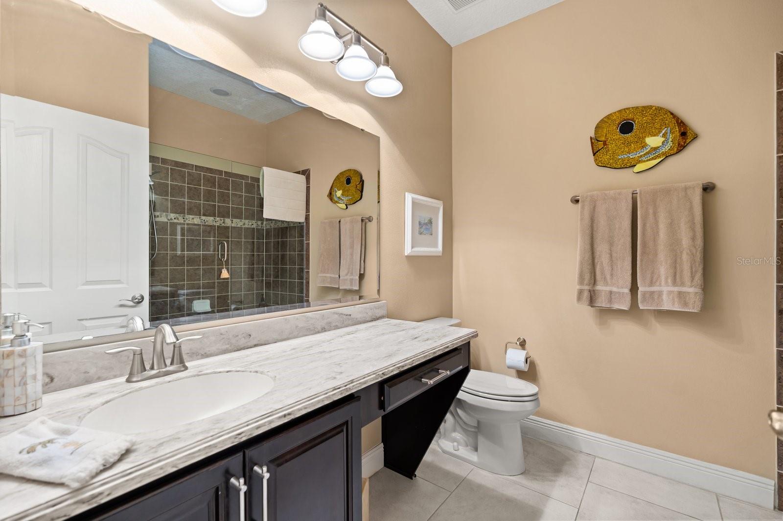 Image 18 of 26 For 11920 Verrazano Drive