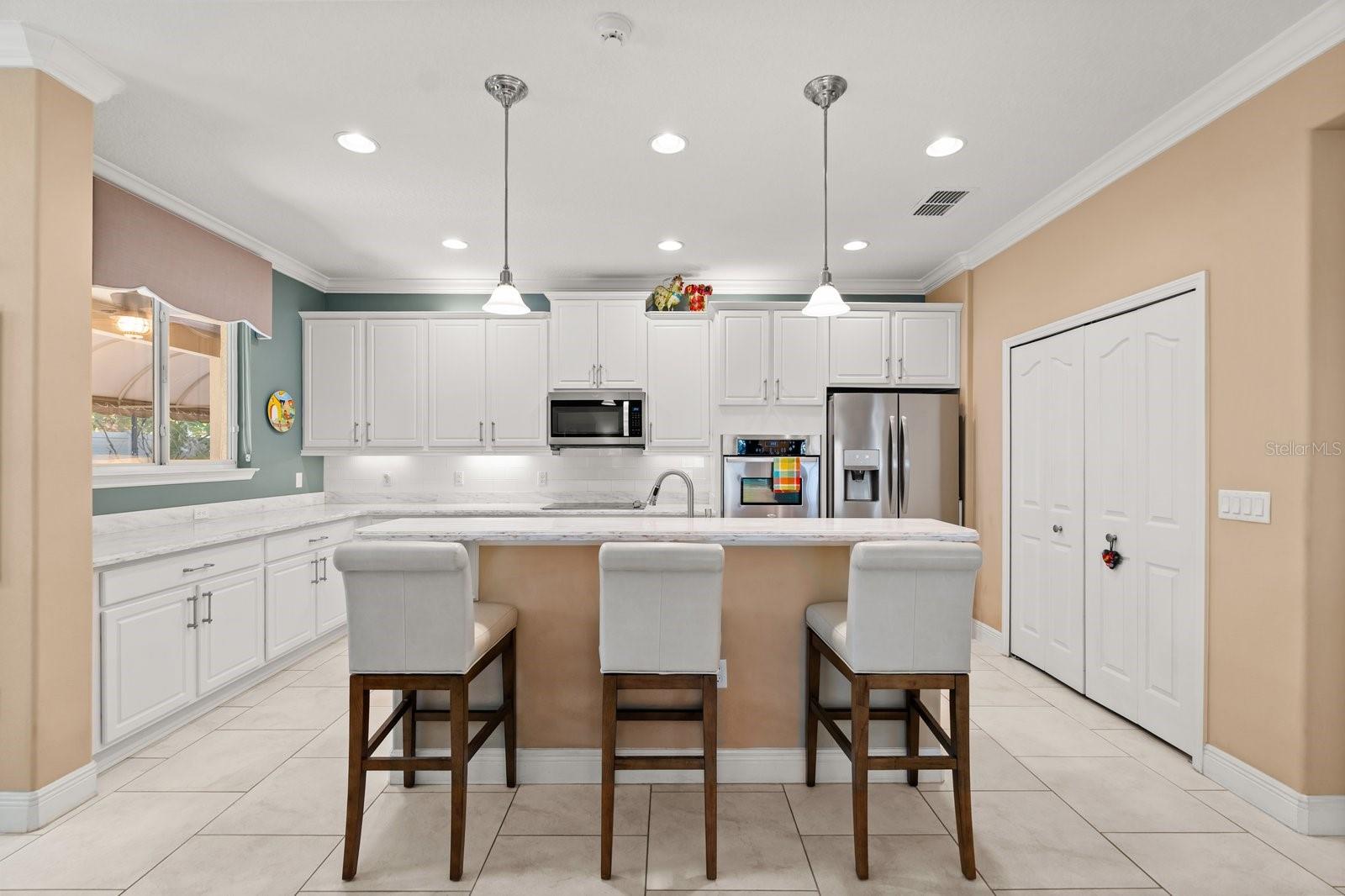 Image 9 of 26 For 11920 Verrazano Drive