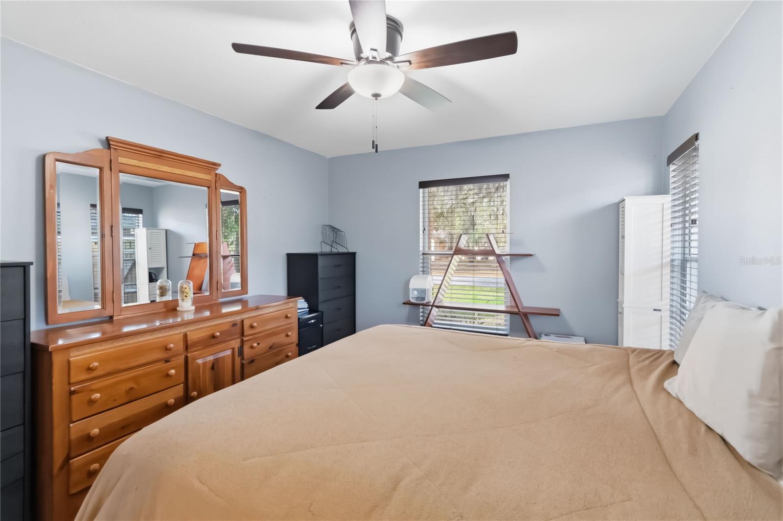 Image 15 of 38 For 3545 Greenfield Avenue