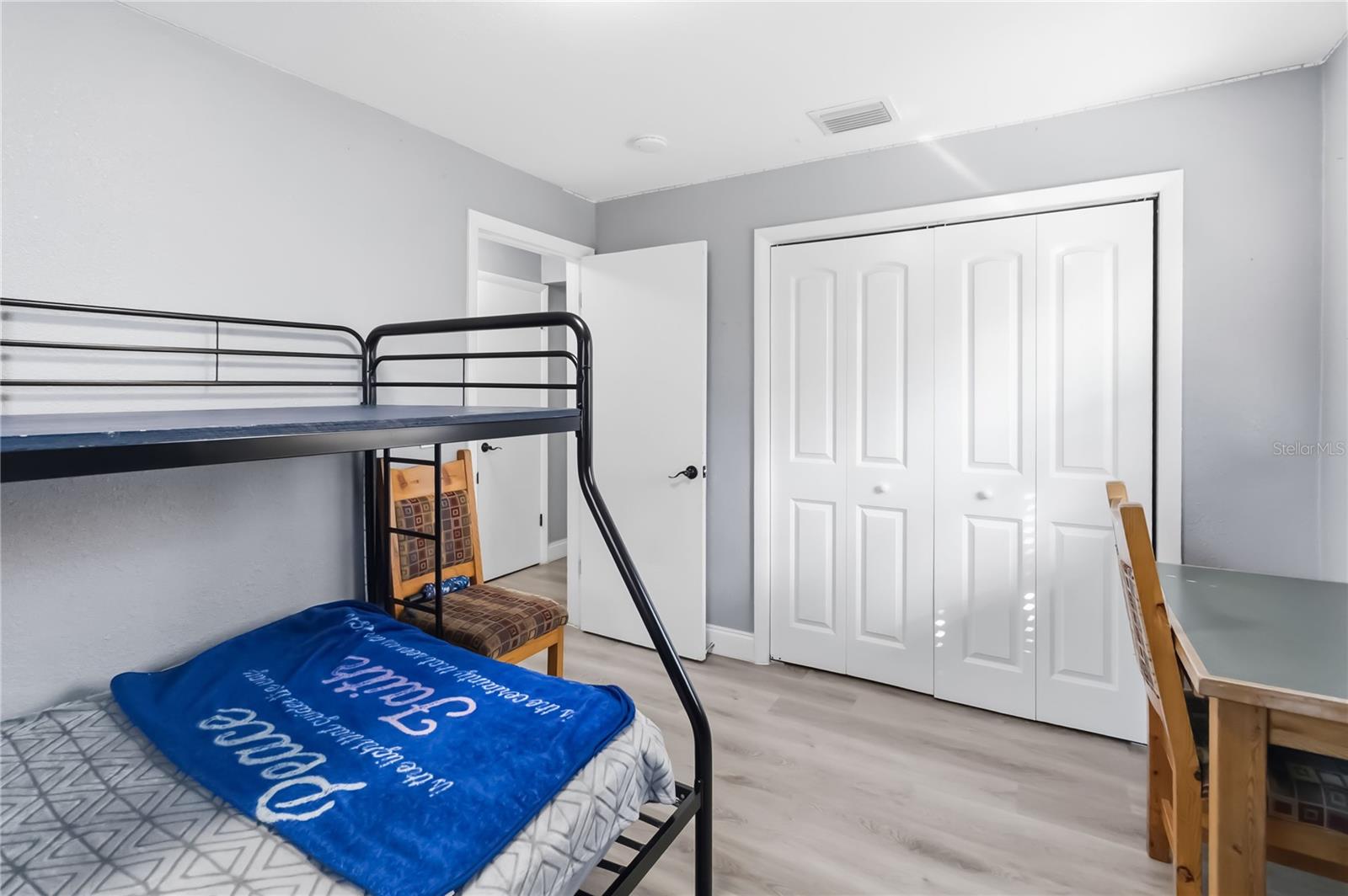 Image 22 of 38 For 3545 Greenfield Avenue