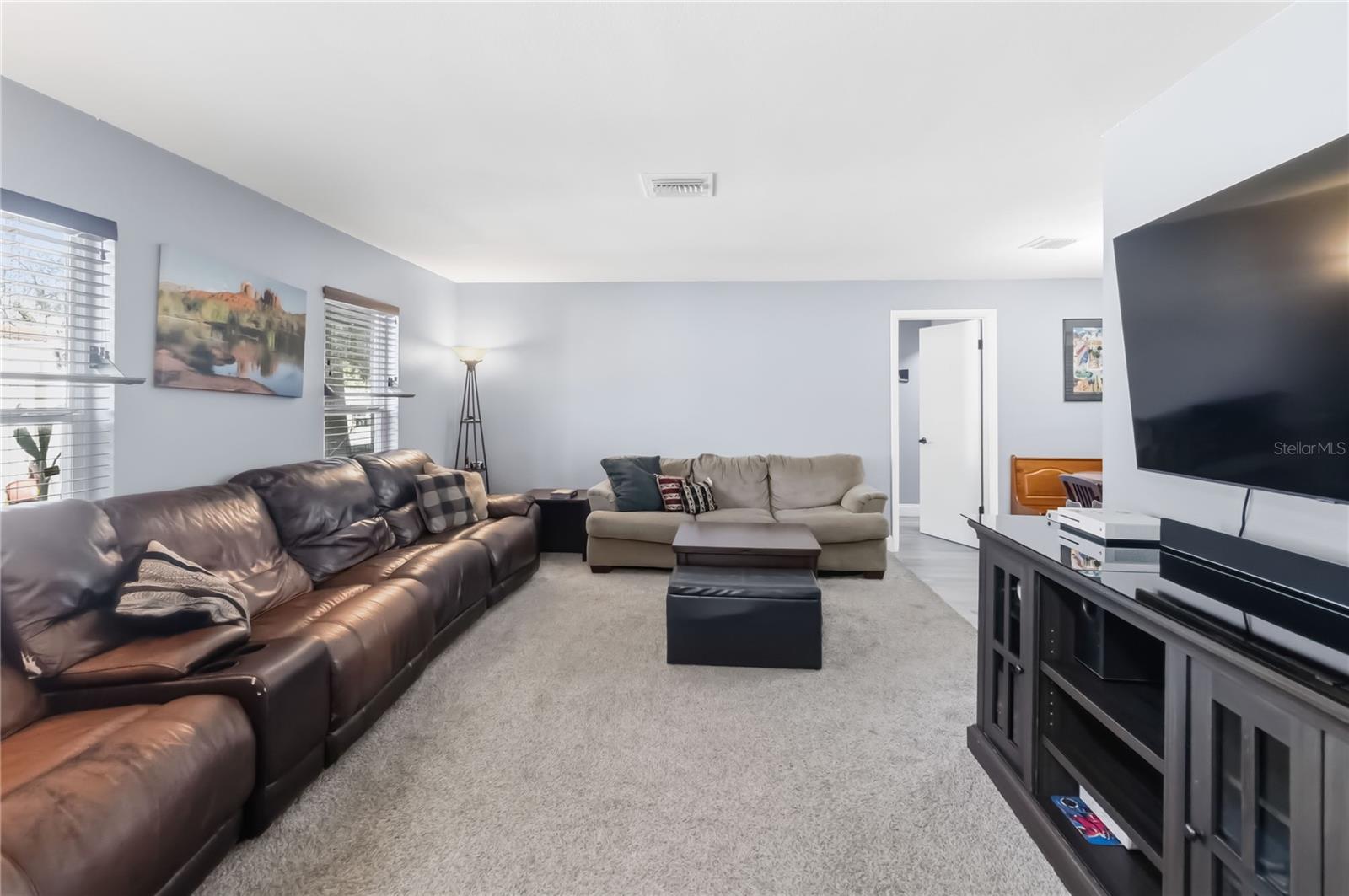 Image 4 of 38 For 3545 Greenfield Avenue