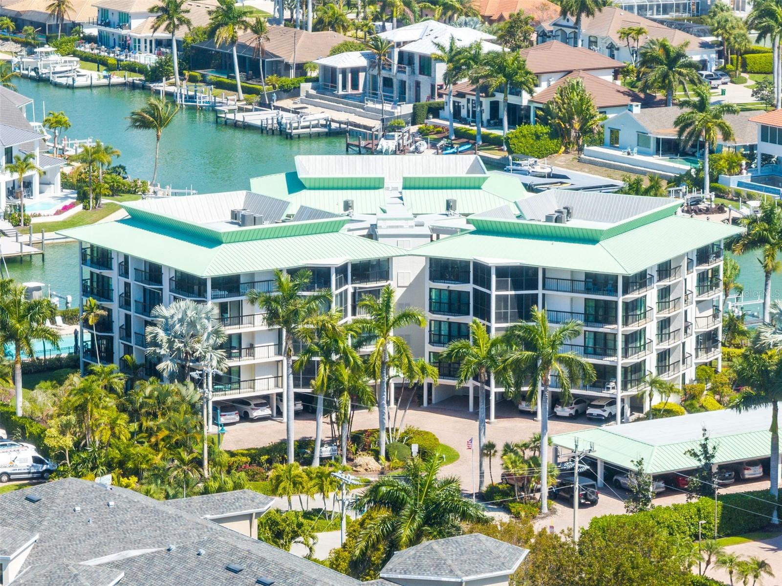 Image 2 of 77 For 845 Collier Court 306