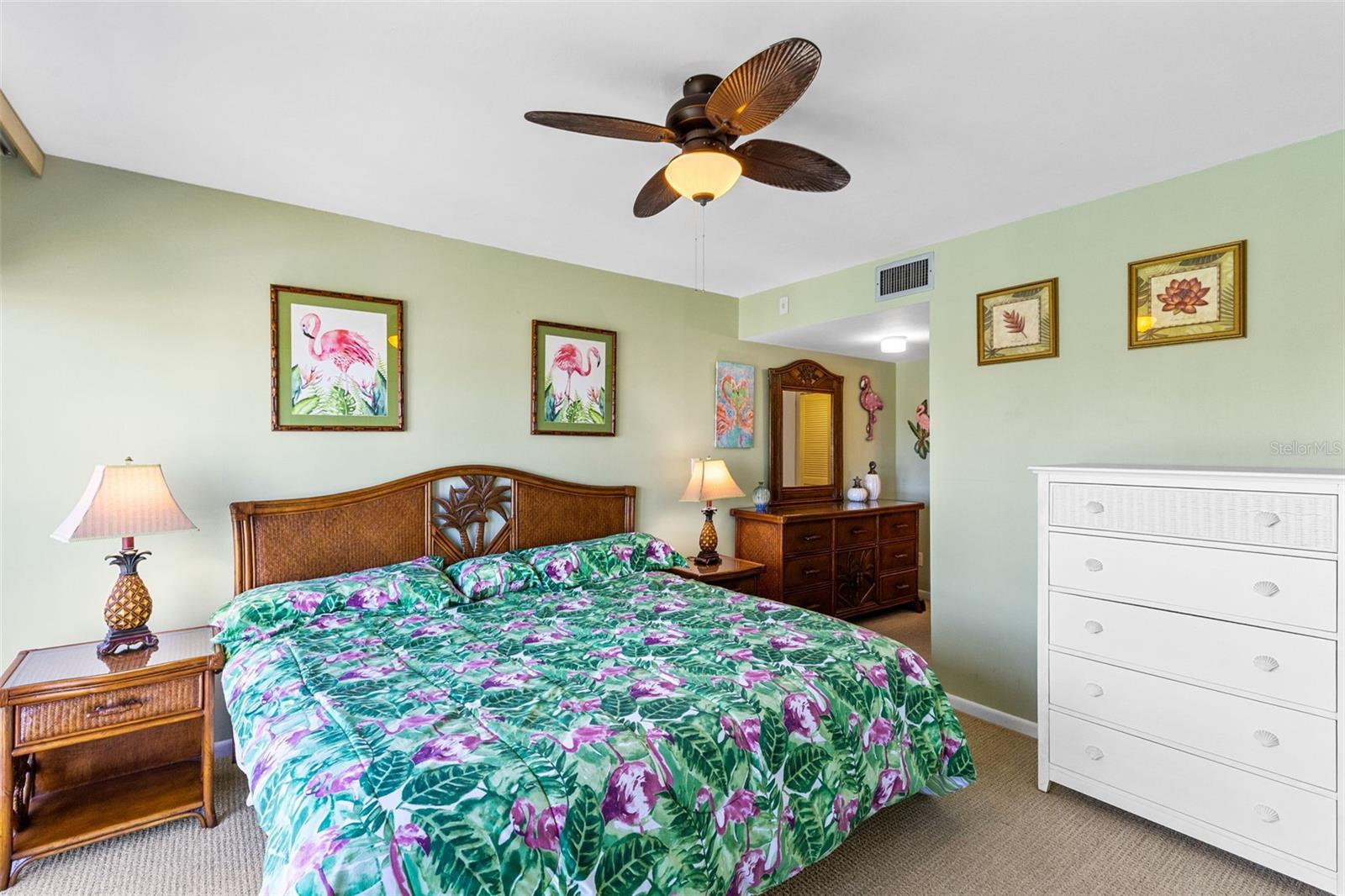 Image 53 of 77 For 845 Collier Court 306