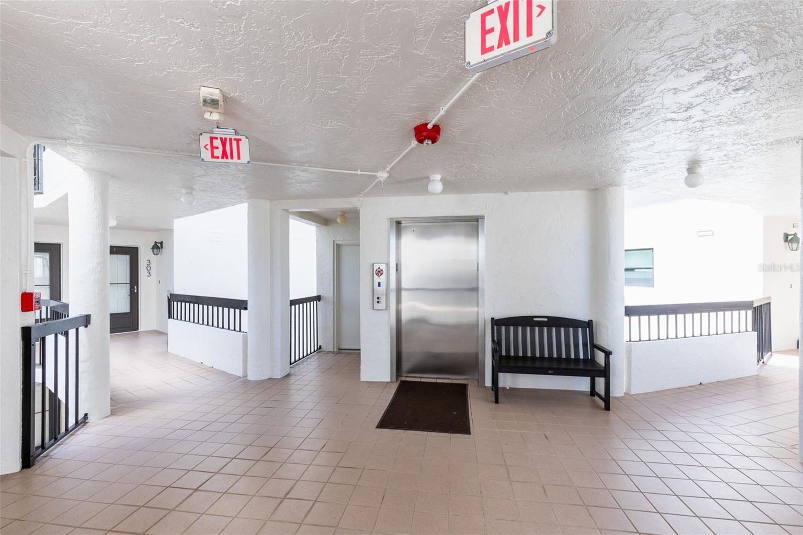 Image 55 of 77 For 845 Collier Court 306