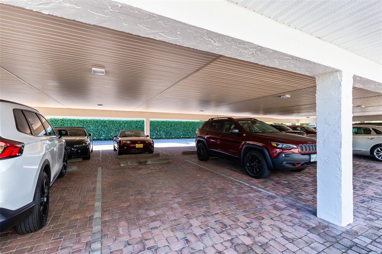 Image 62 of 77 For 845 Collier Court 306