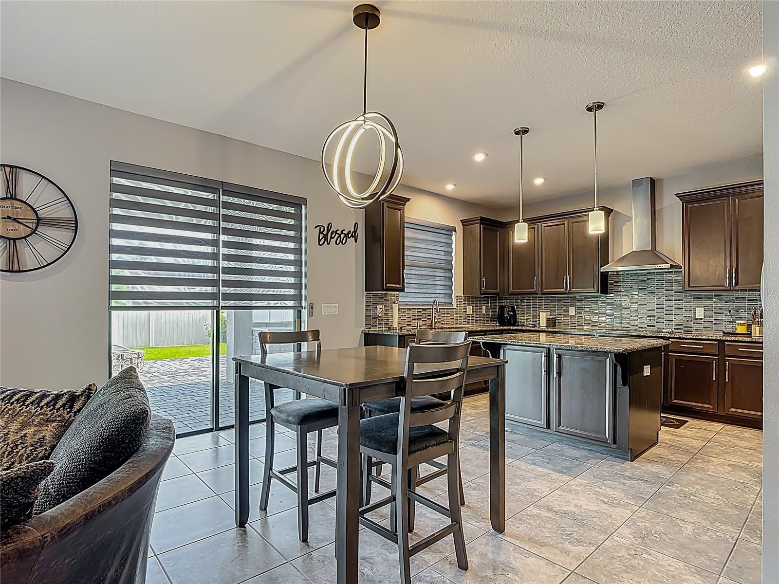 Image 14 of 86 For 2350 Avian Loop