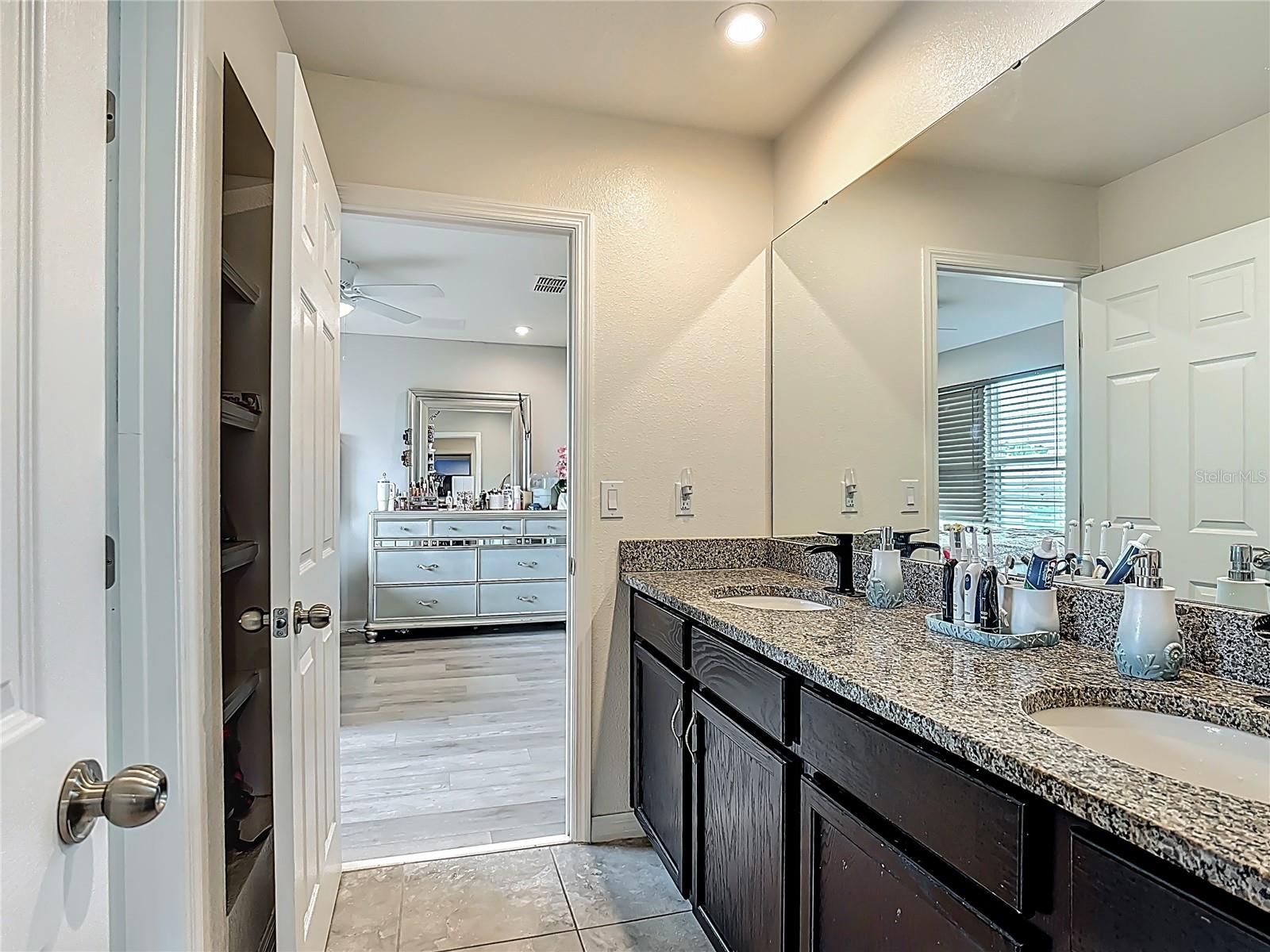 Image 29 of 86 For 2350 Avian Loop