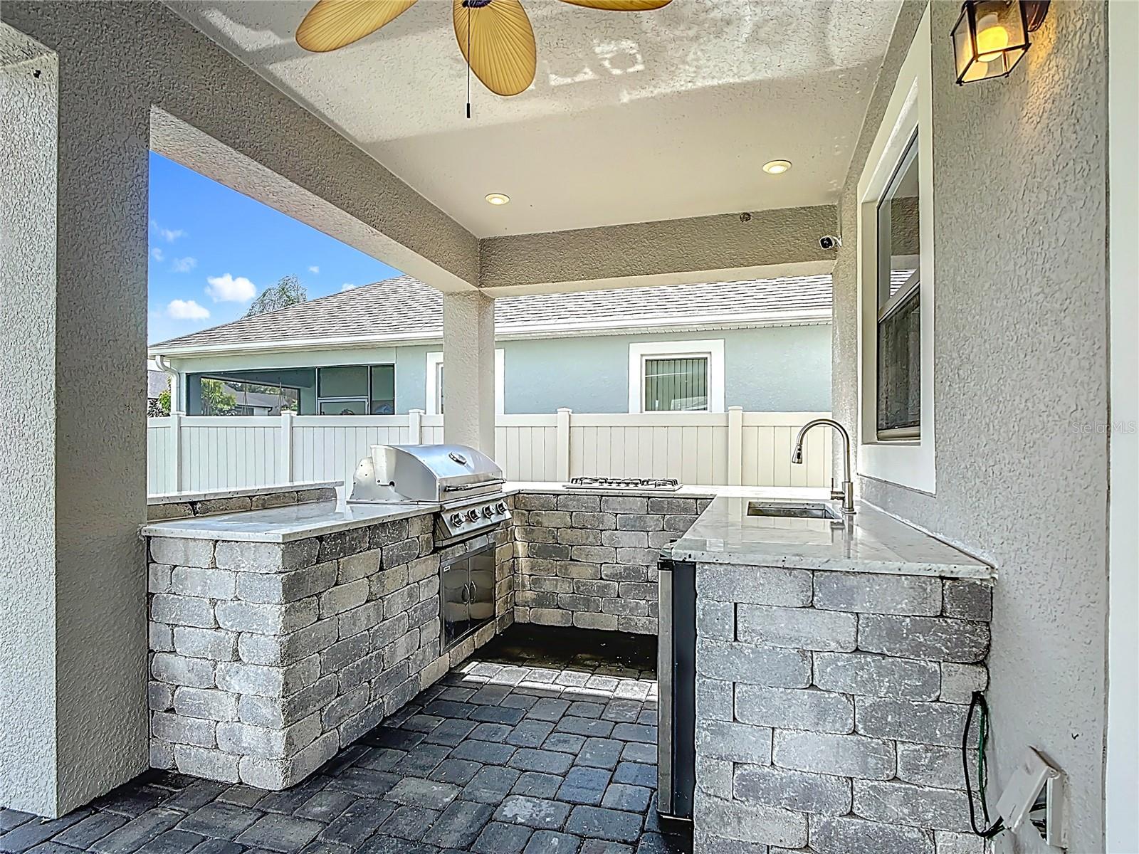 Image 3 of 86 For 2350 Avian Loop