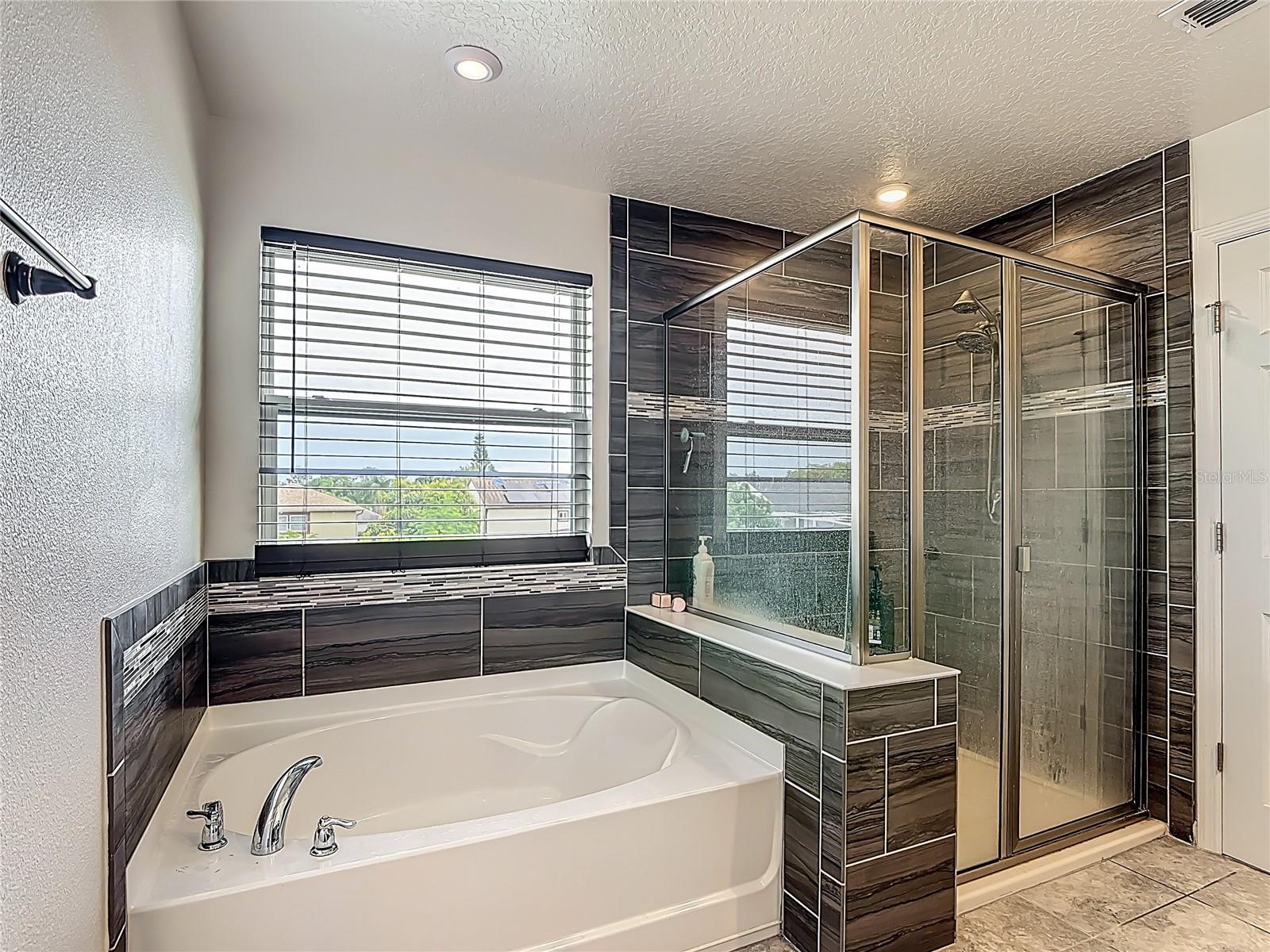 Image 48 of 86 For 2350 Avian Loop