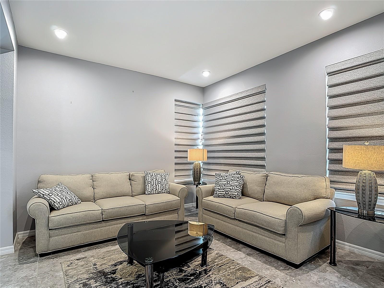 Image 9 of 86 For 2350 Avian Loop