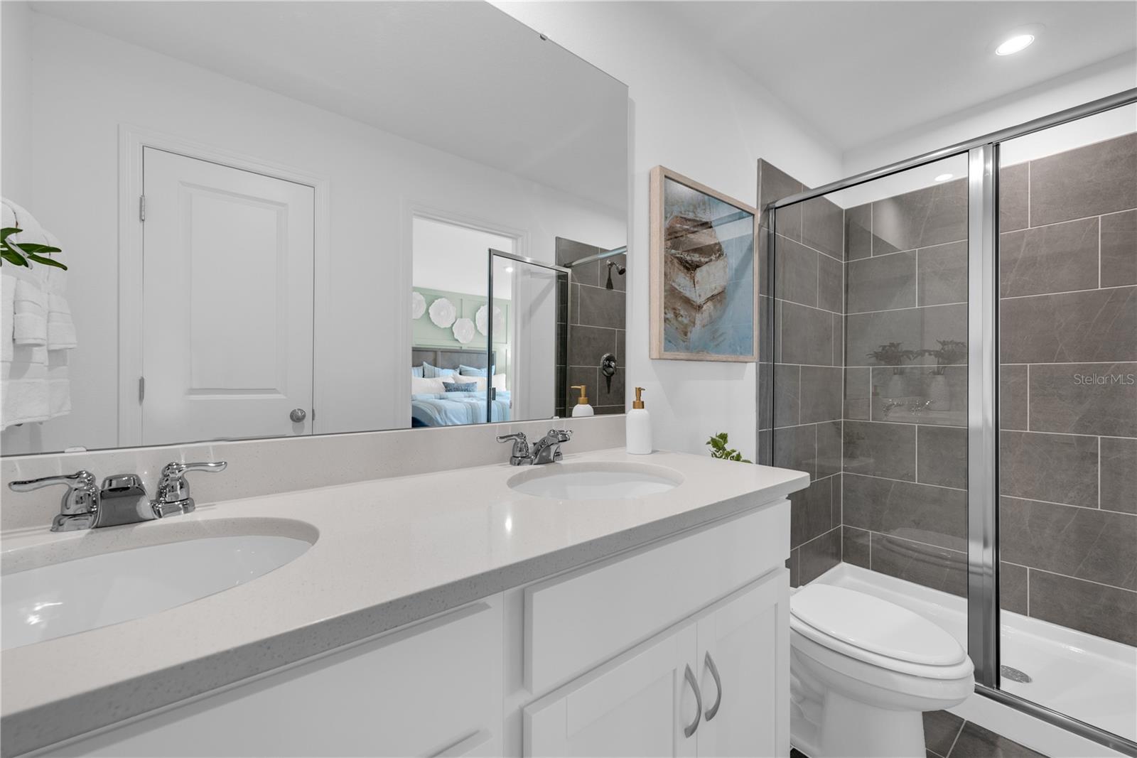 Image 30 of 39 For 3008 Jessamine Drive