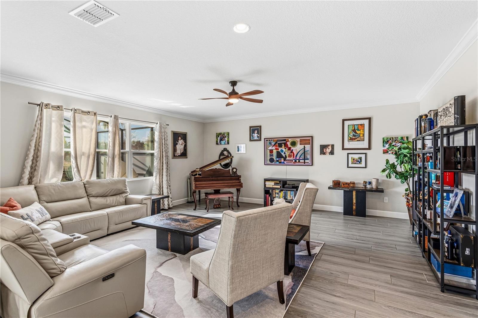 Image 15 of 46 For 264 Lady Alice Drive