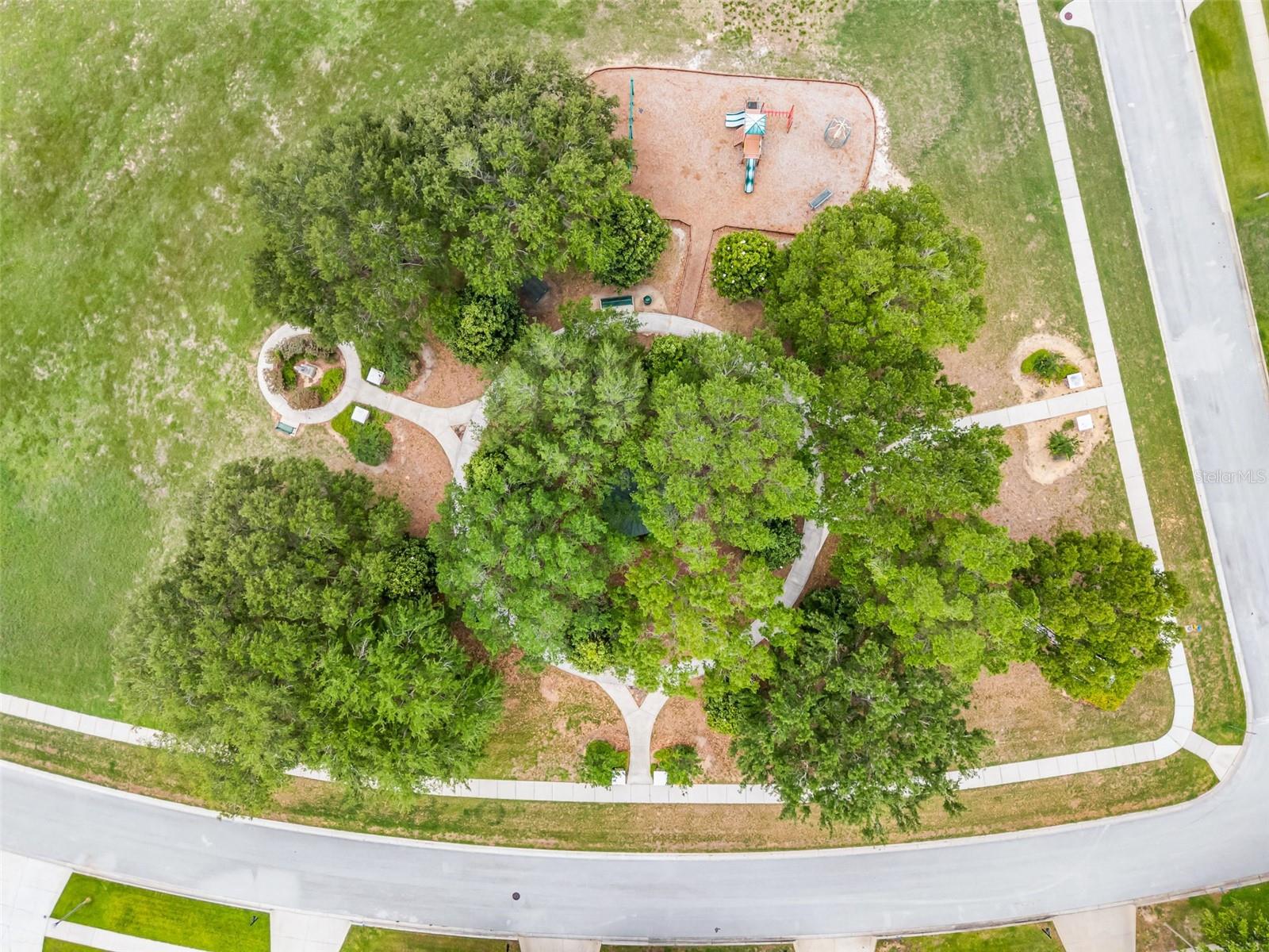 Image 41 of 48 For 827 Princeton Drive