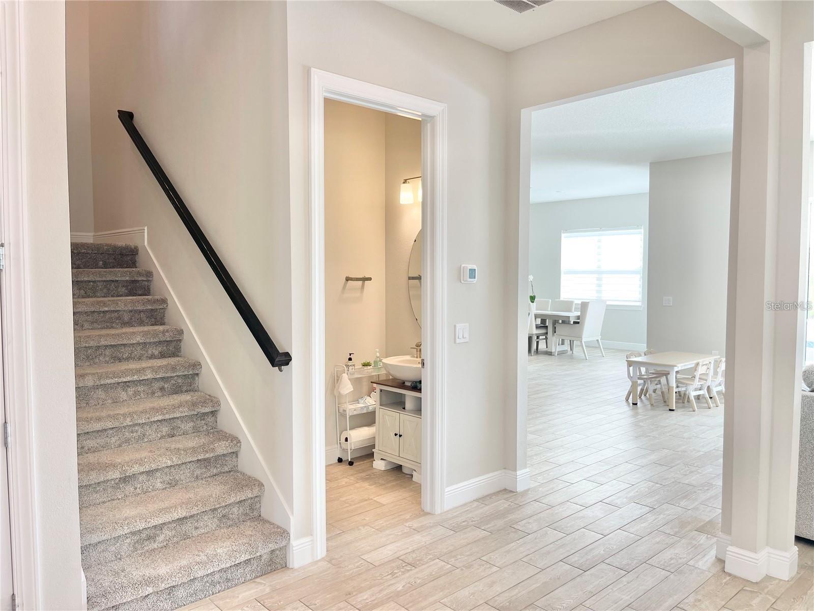 Image 30 of 68 For 10275 Park Estates Avenue