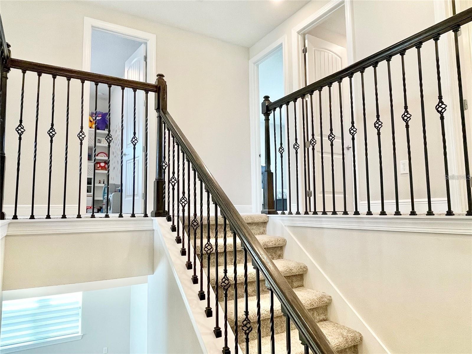 Image 31 of 68 For 10275 Park Estates Avenue