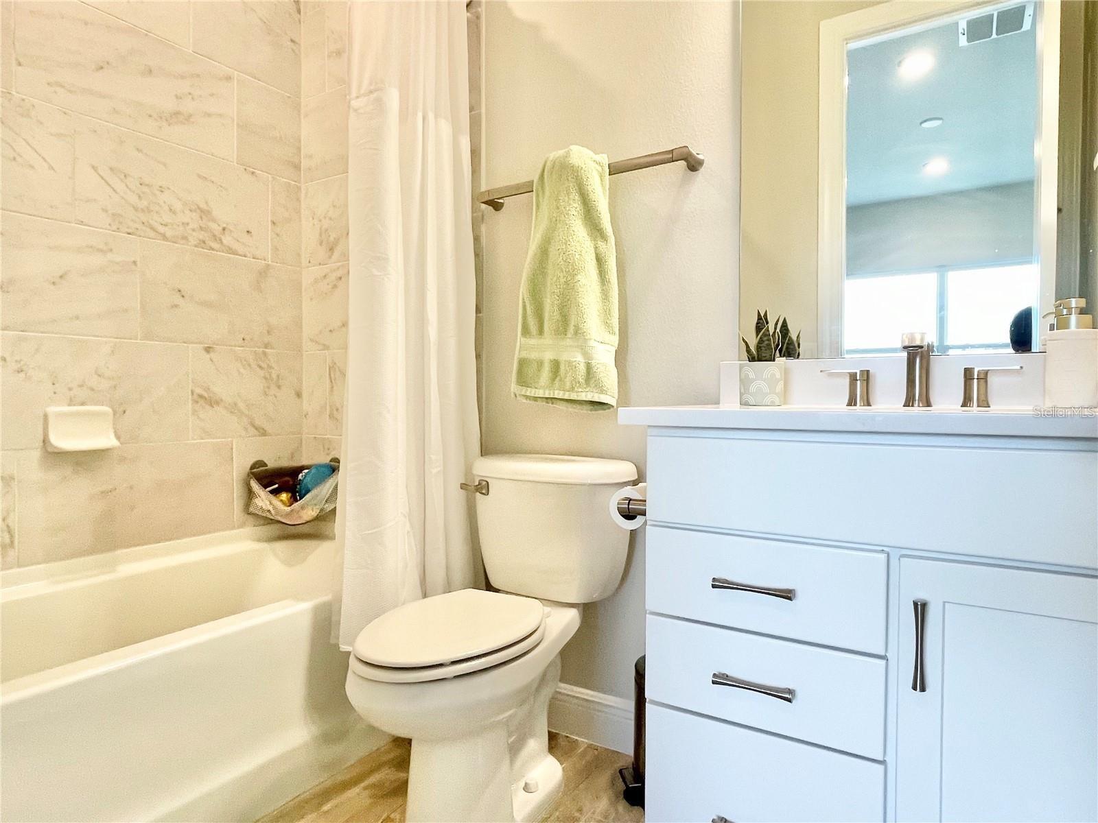 Image 37 of 68 For 10275 Park Estates Avenue