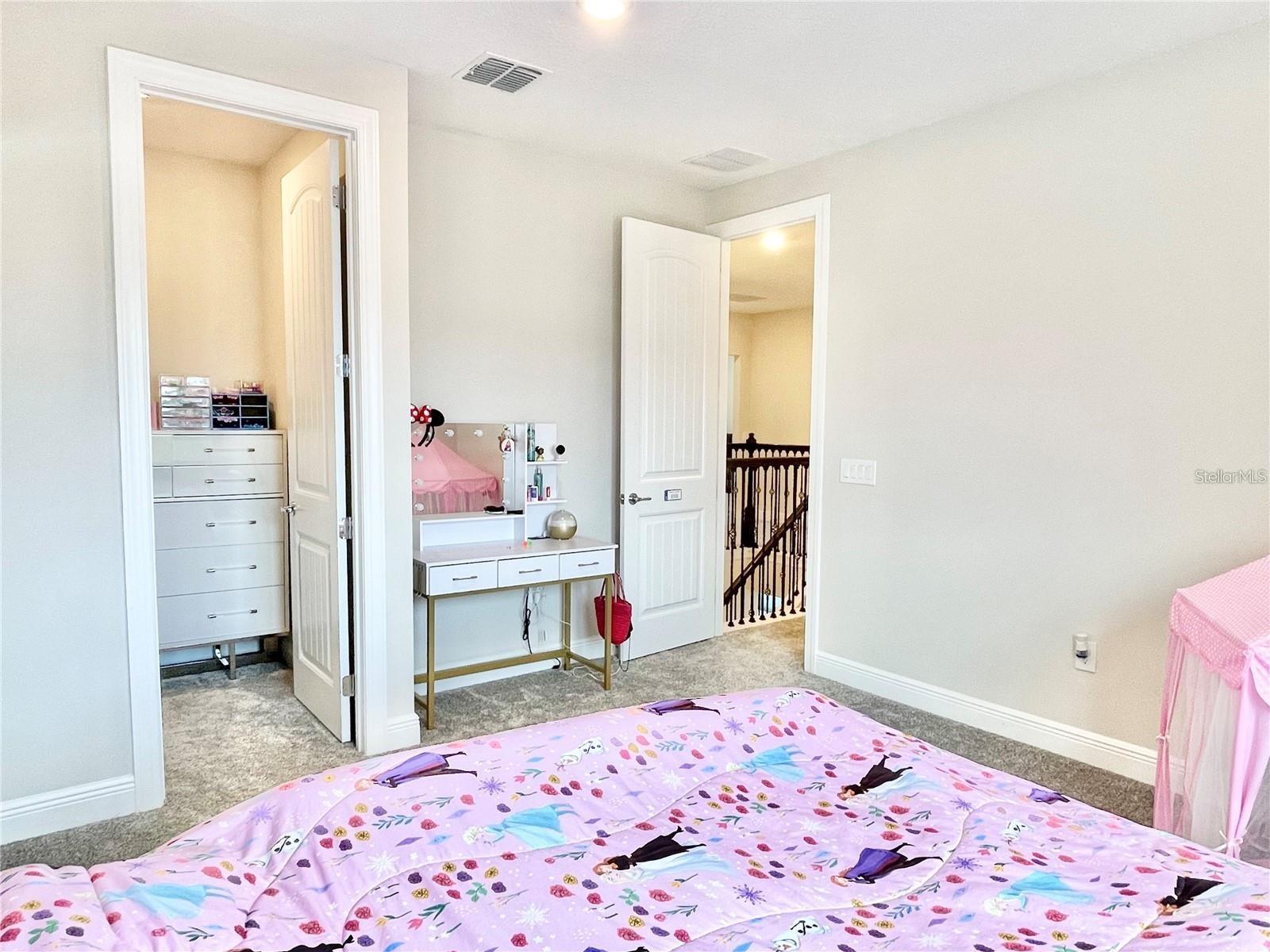 Image 46 of 68 For 10275 Park Estates Avenue