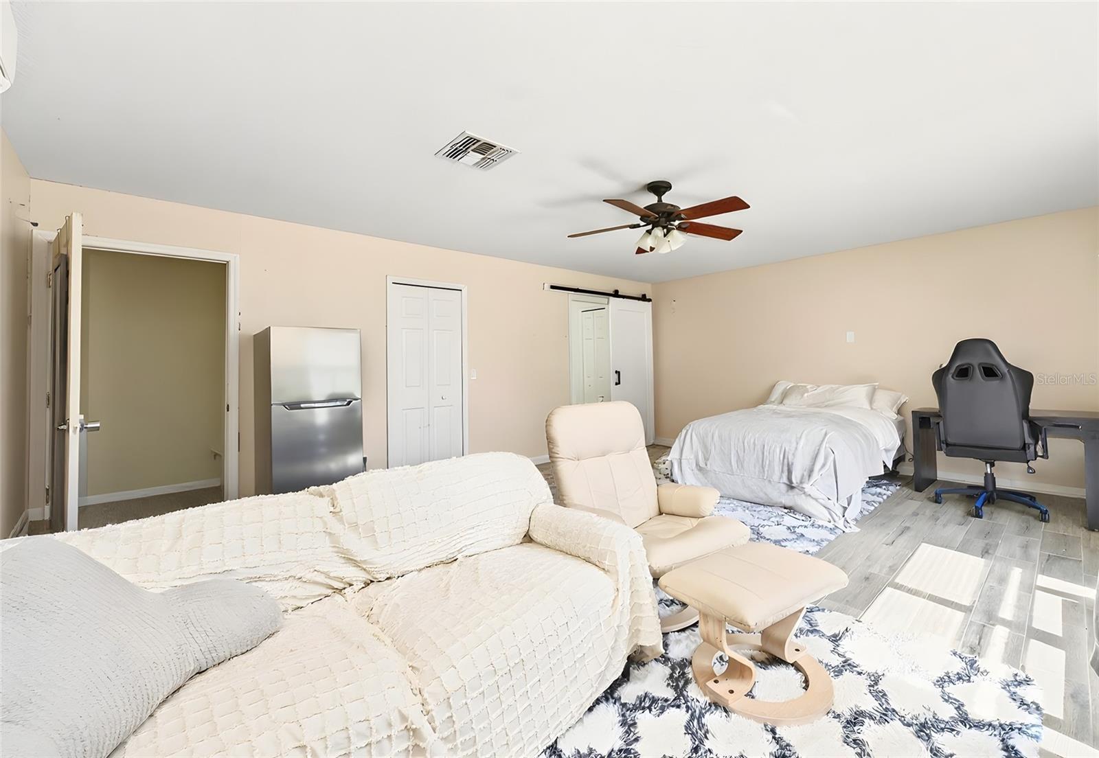 Image 25 of 59 For 2525 Seabranch Street