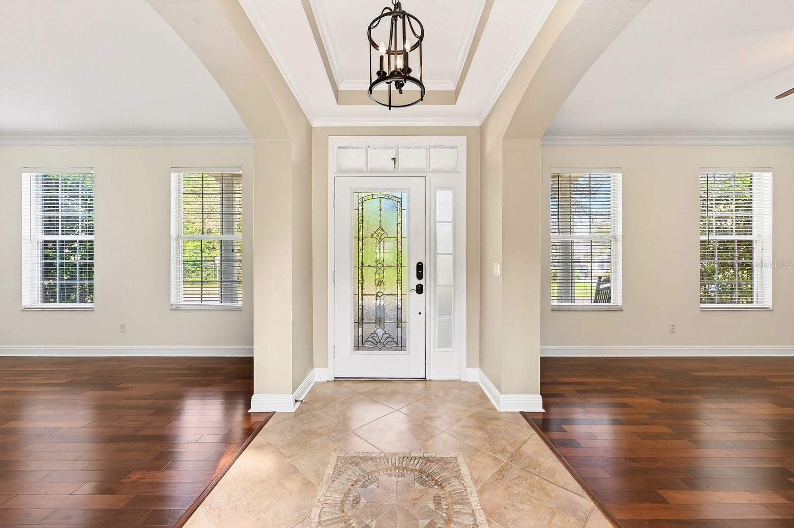 Image 3 of 59 For 2525 Seabranch Street