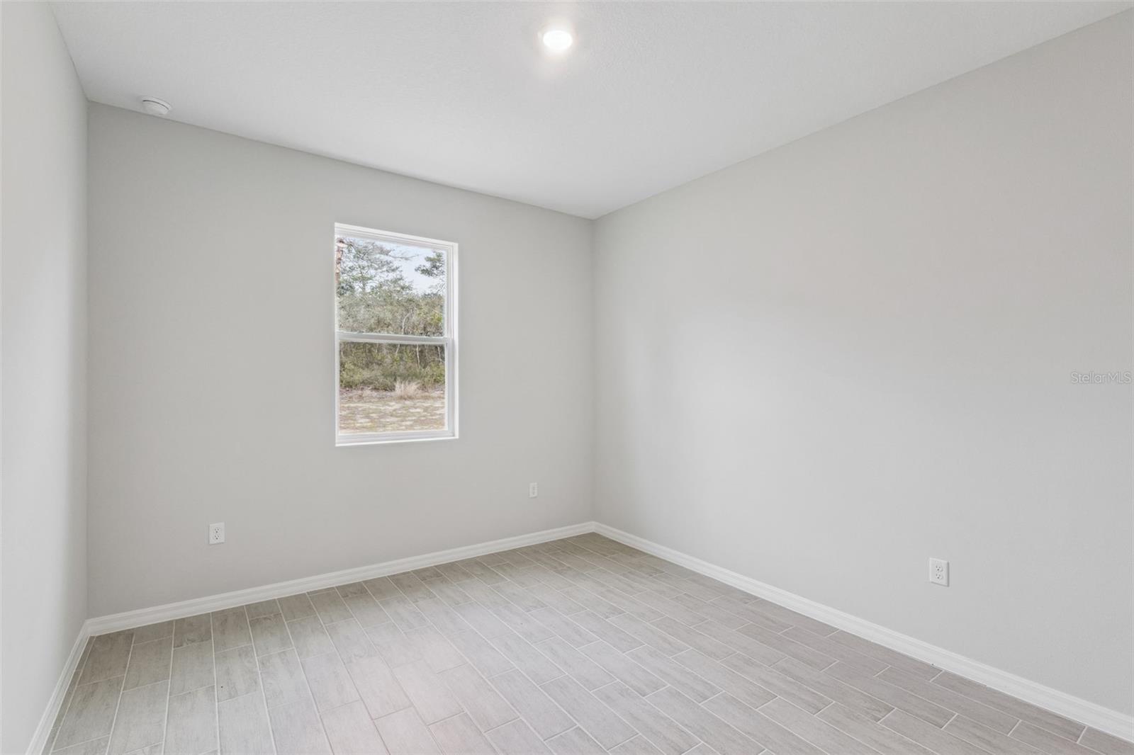 Image 11 of 20 For 393 Marion Oaks Golf Road