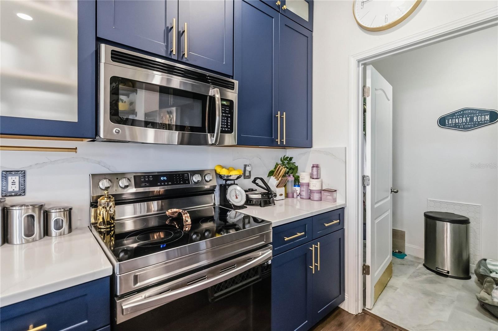 Image 16 of 41 For 3623 Rodrick Circle