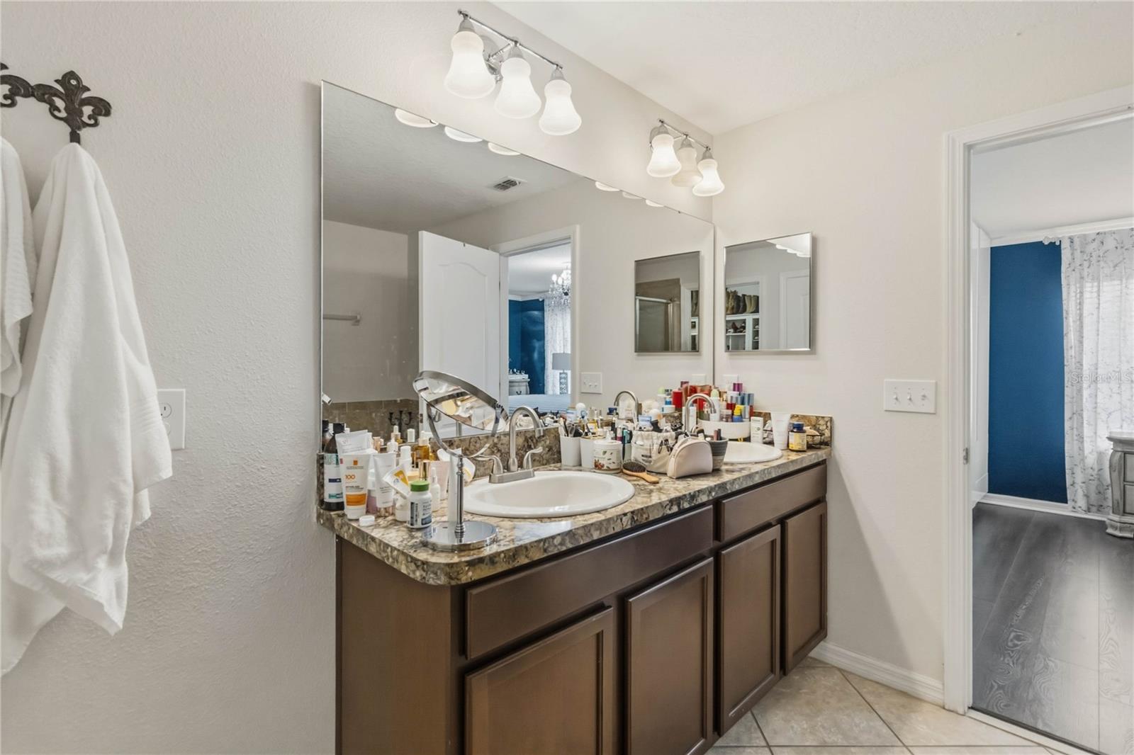 Image 28 of 41 For 3623 Rodrick Circle