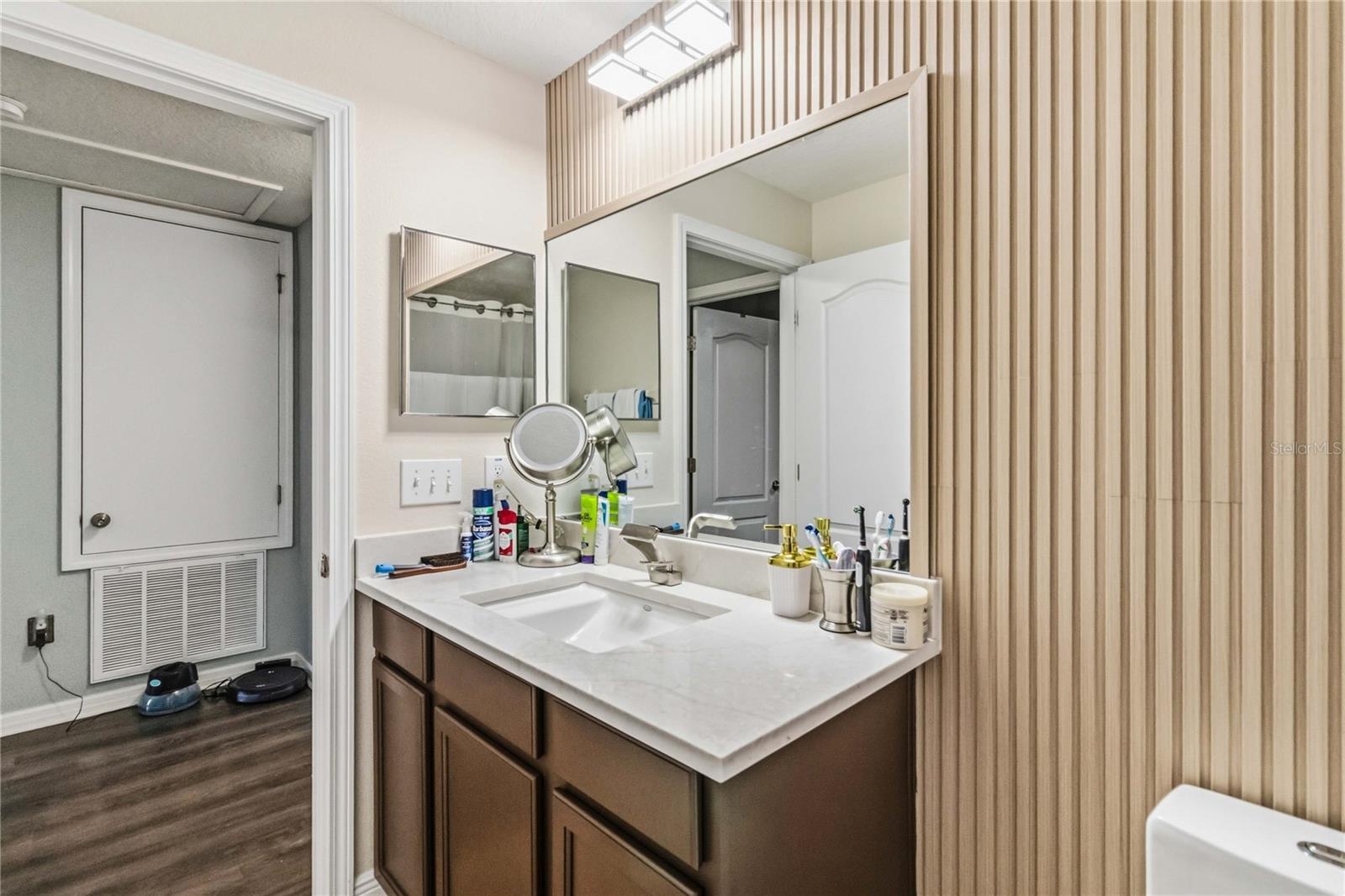 Image 35 of 41 For 3623 Rodrick Circle