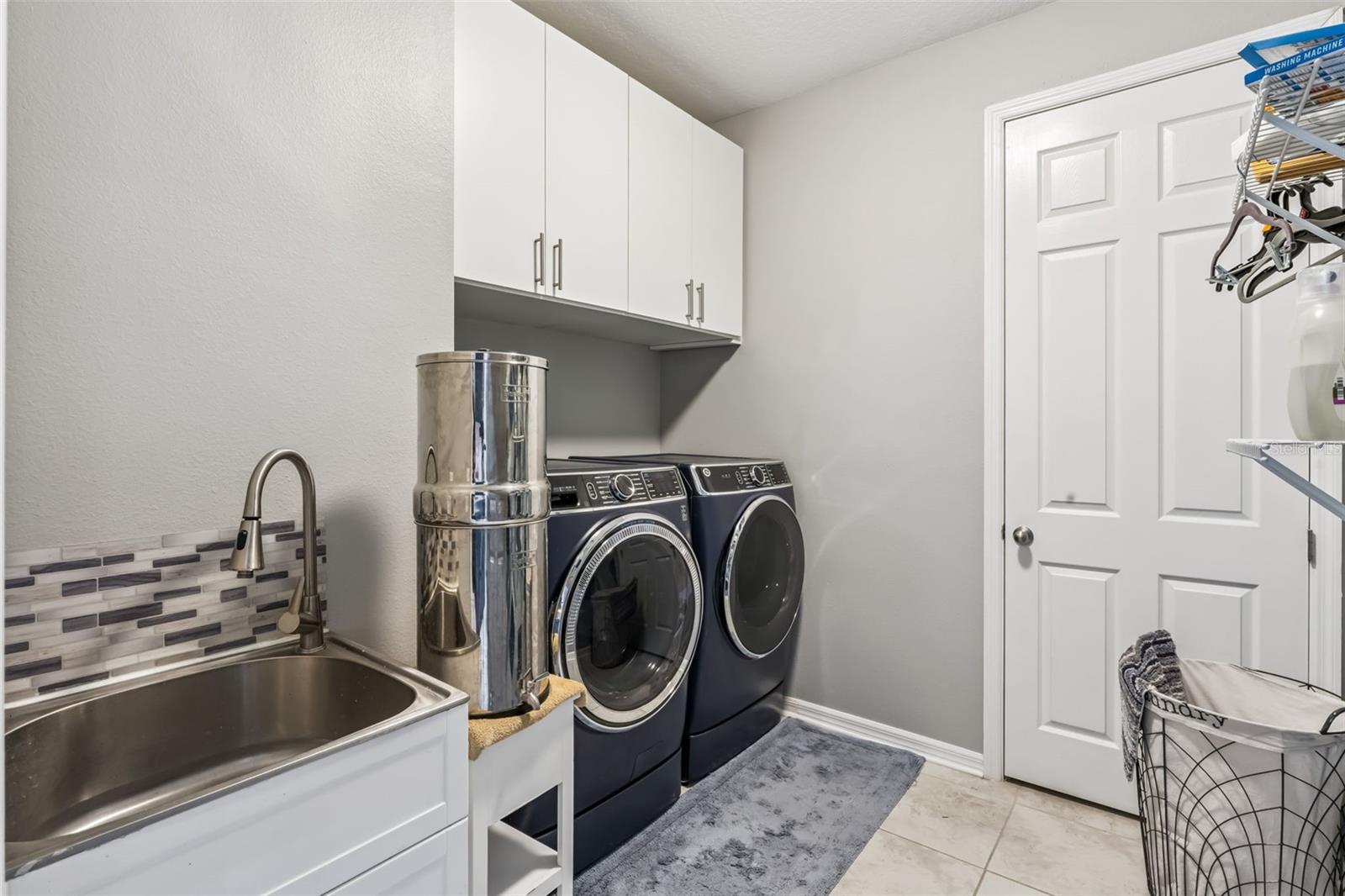 Image 18 of 56 For 5402 Dove Cottage Lane