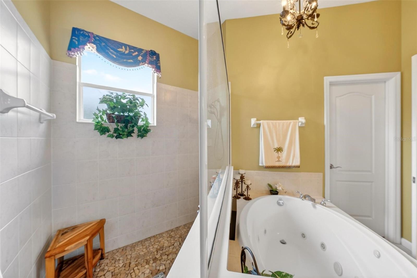 Image 21 of 44 For 4385 Sea Rock Court