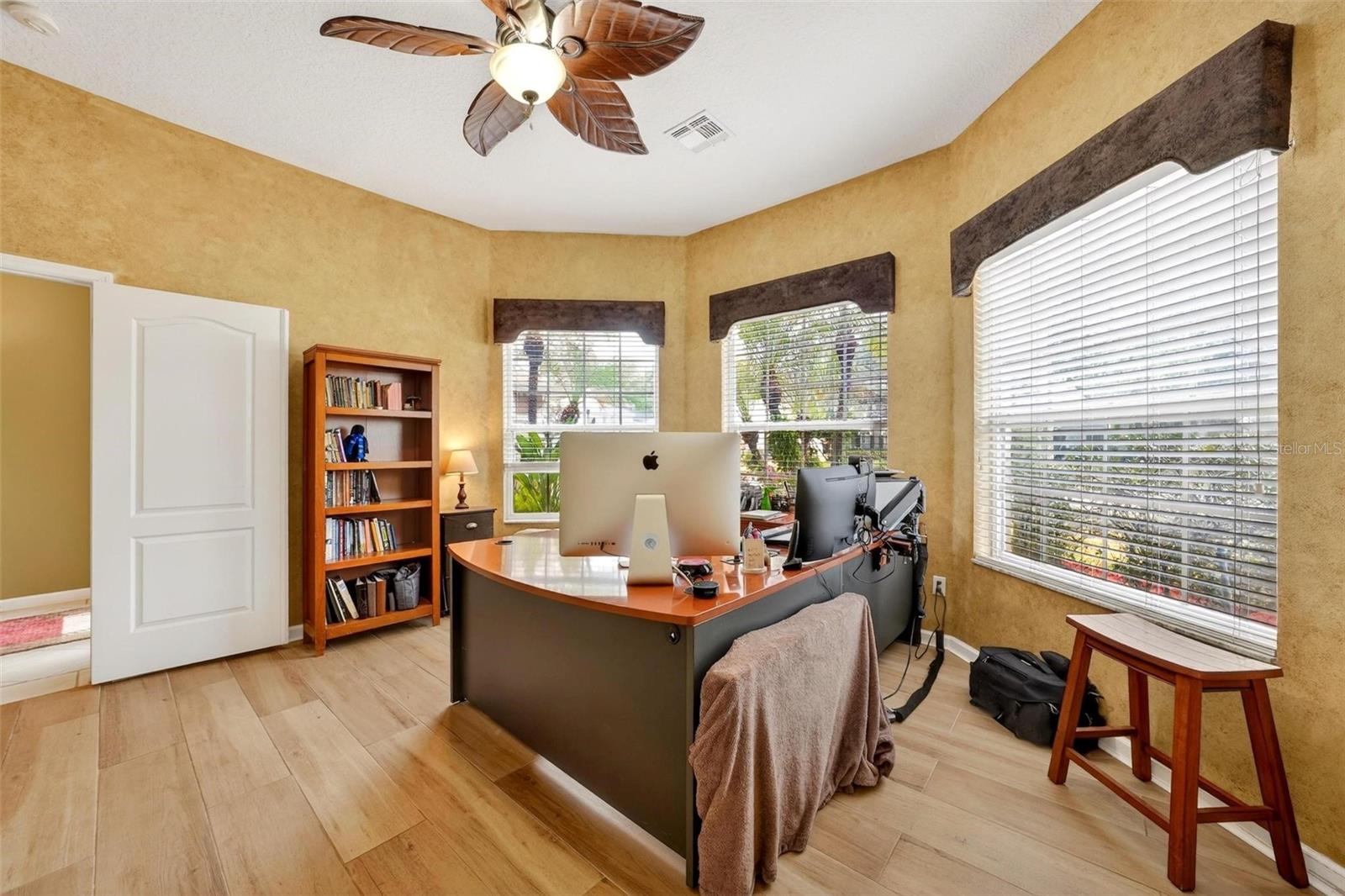 Image 33 of 44 For 4385 Sea Rock Court