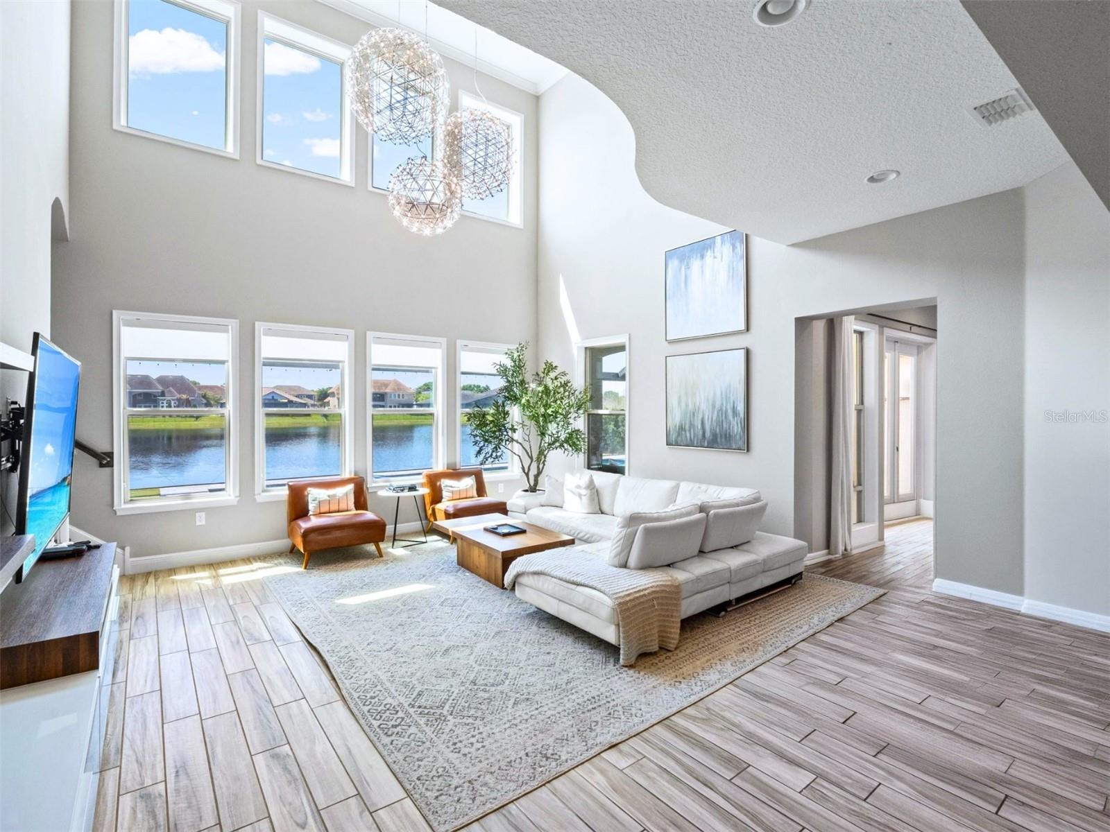 Image 18 of 66 For 7654 Blue Quail Lane