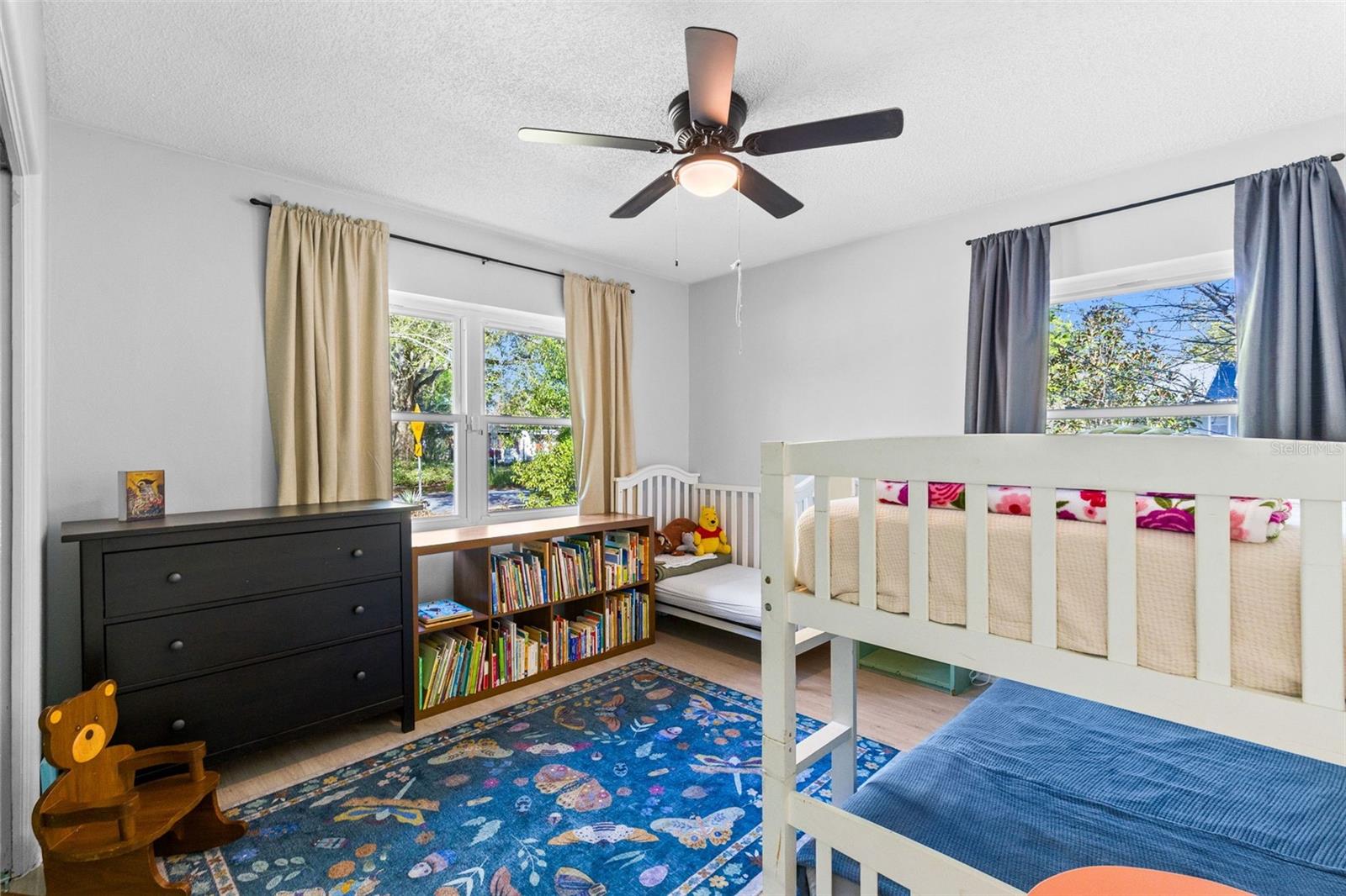 Image 18 of 43 For 2013 Holly Avenue