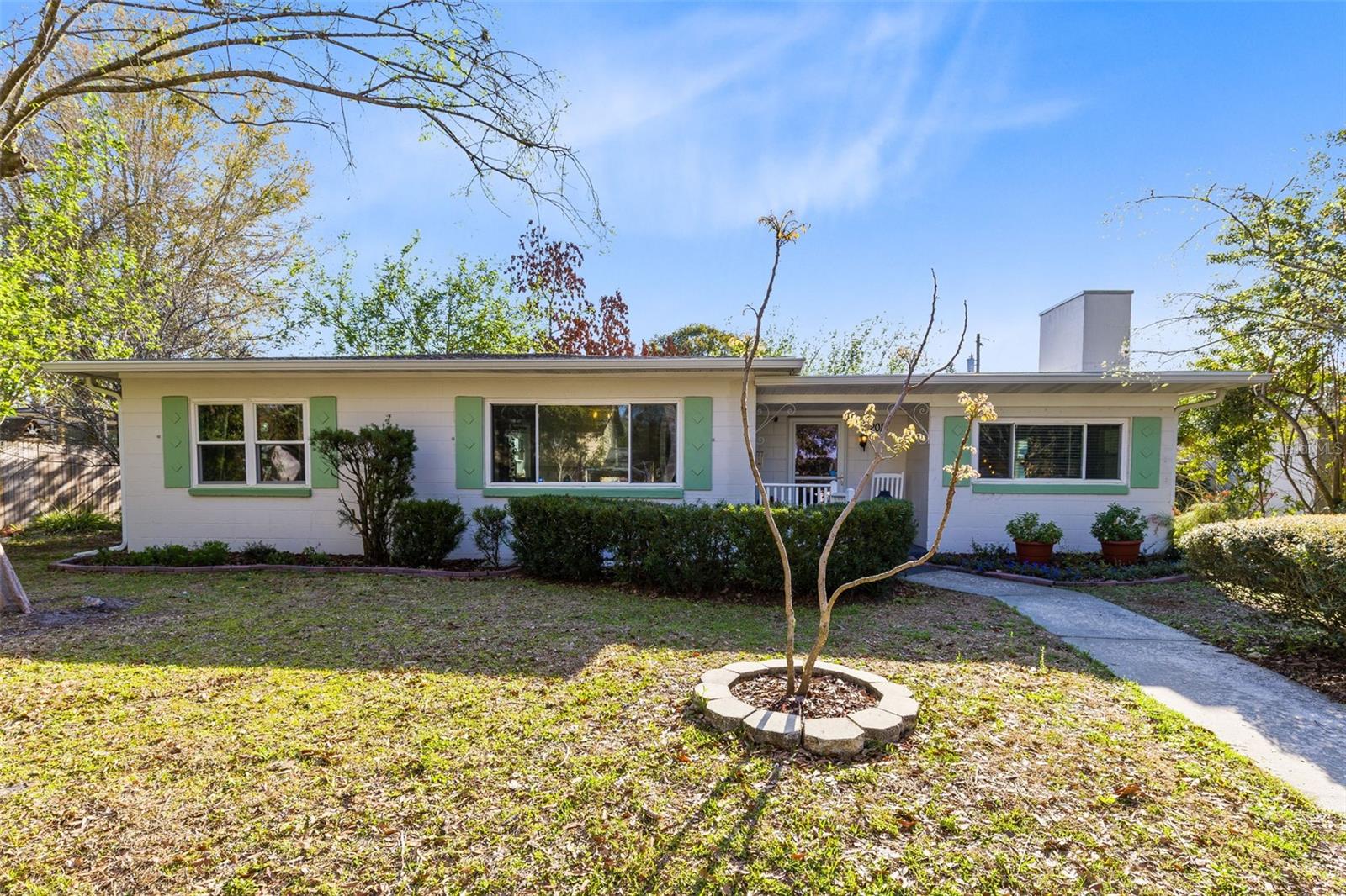 Image 2 of 43 For 2013 Holly Avenue