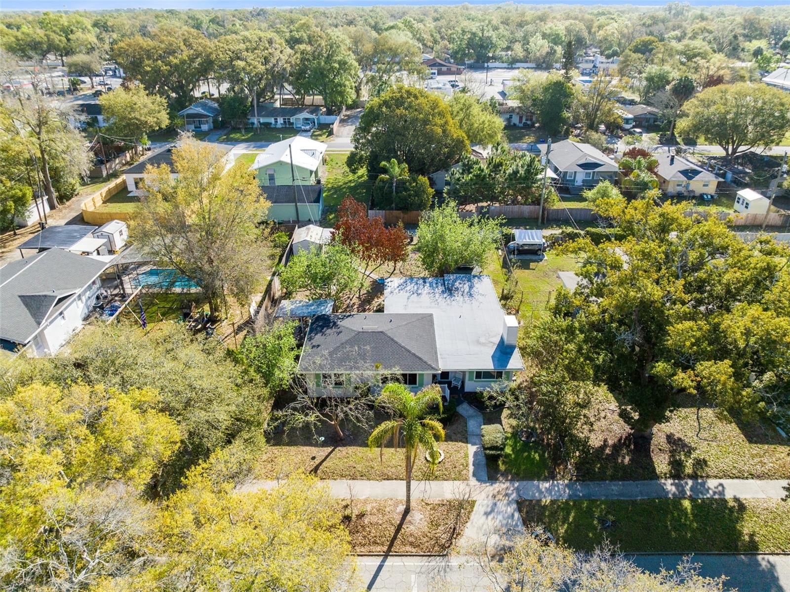 Image 33 of 43 For 2013 Holly Avenue