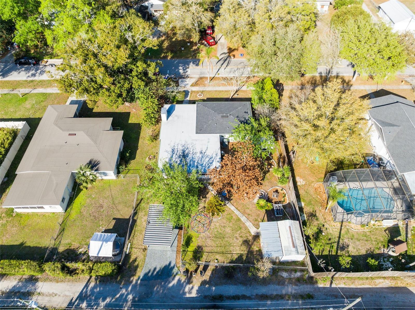 Image 35 of 43 For 2013 Holly Avenue