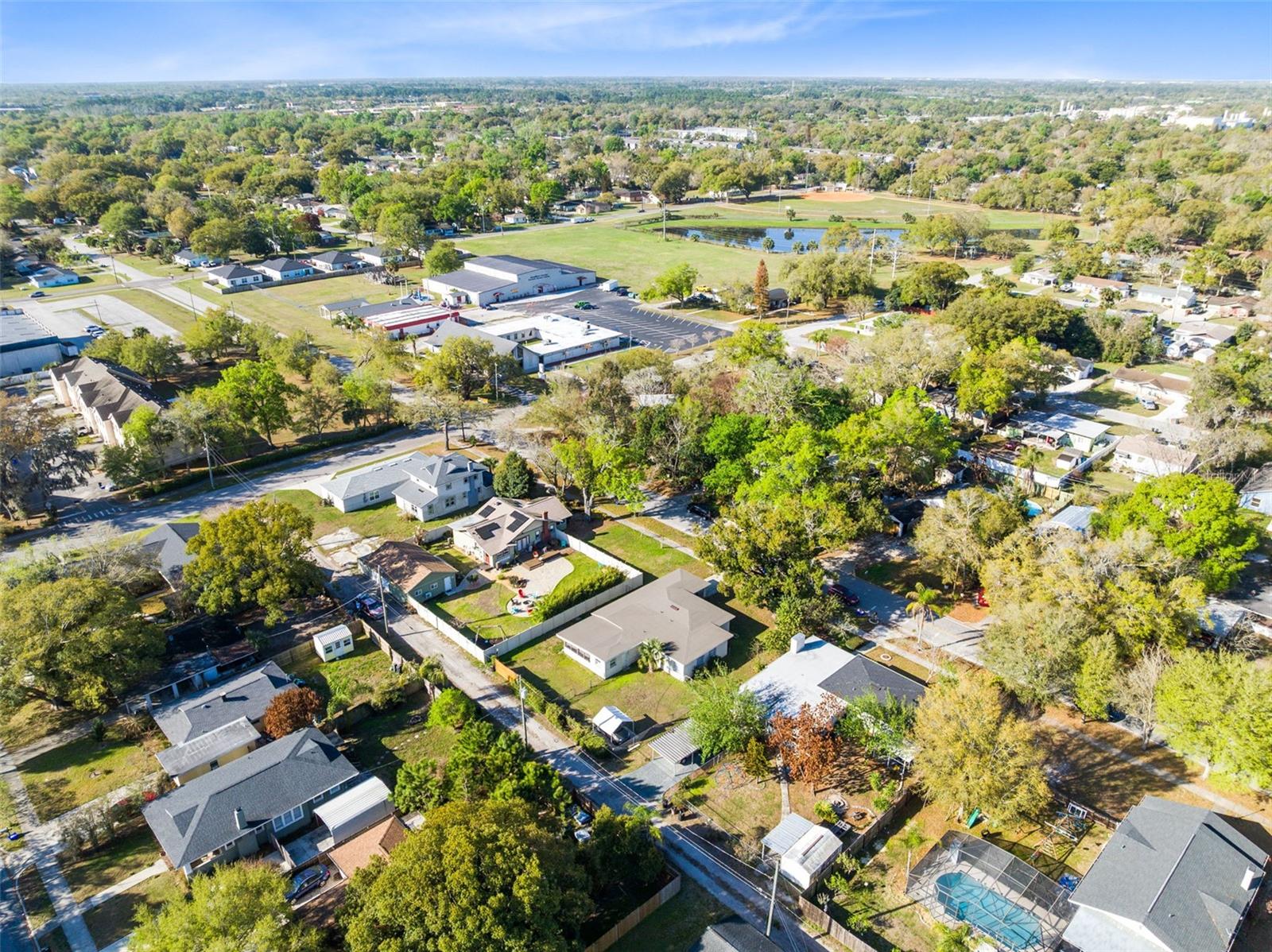 Image 36 of 43 For 2013 Holly Avenue