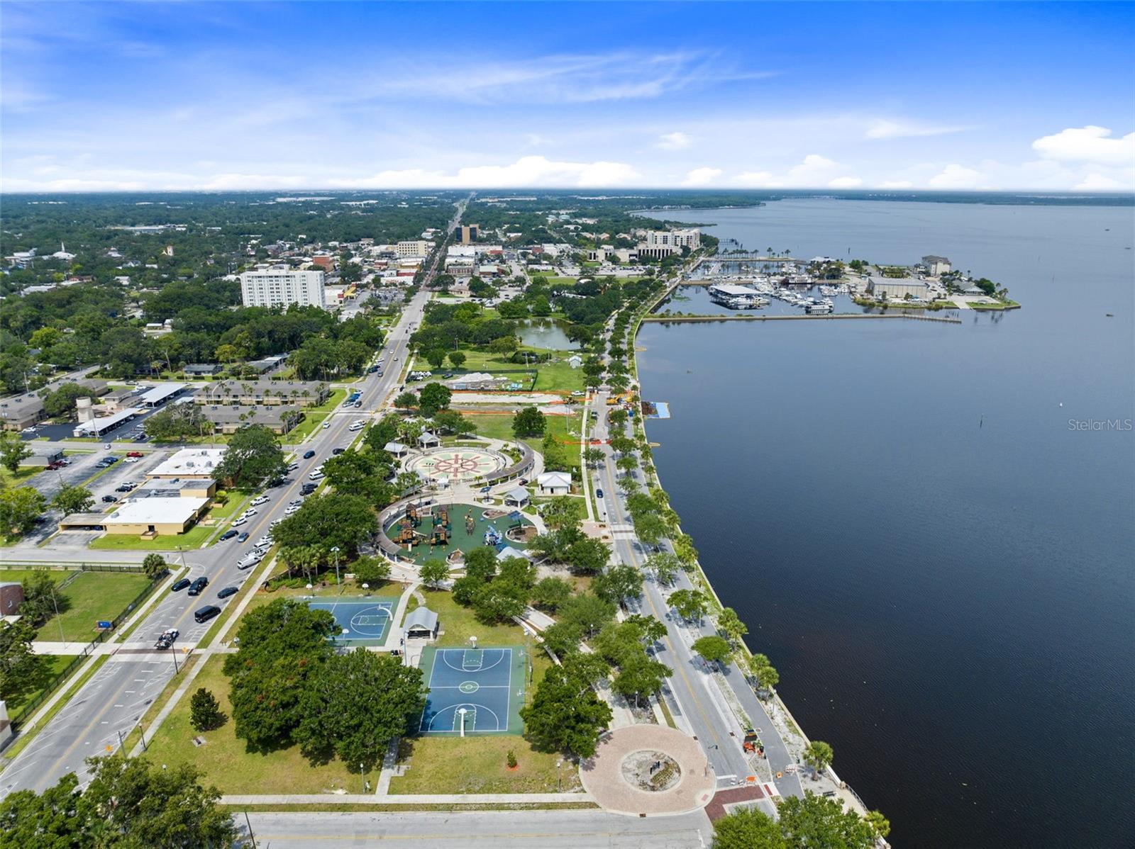 Image 39 of 43 For 2013 Holly Avenue