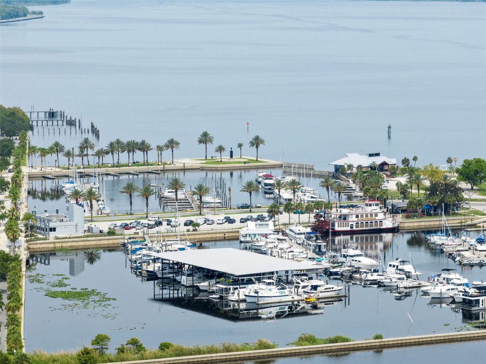 Image 41 of 43 For 2013 Holly Avenue