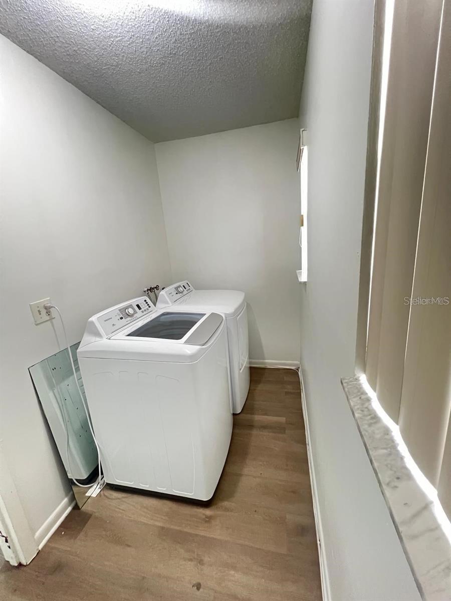 Image 14 of 14 For 2352 Huntington Green Court 7