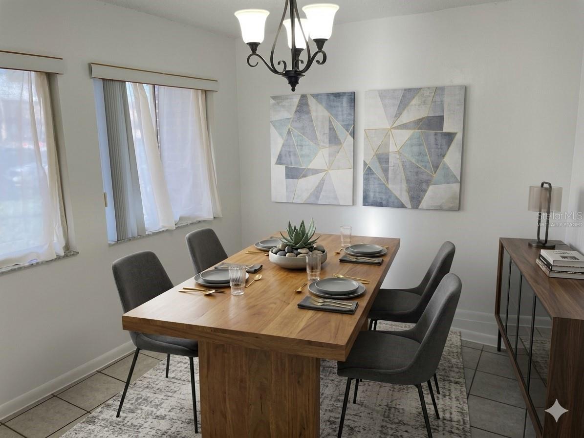 Image 5 of 14 For 2352 Huntington Green Court 7