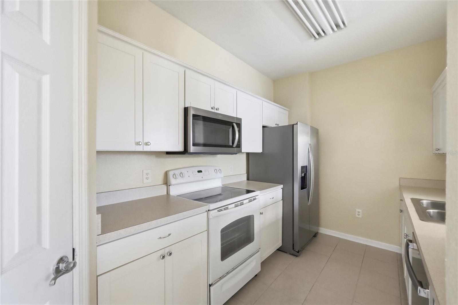 Image 10 of 31 For 6434 Cava Alta Drive 304