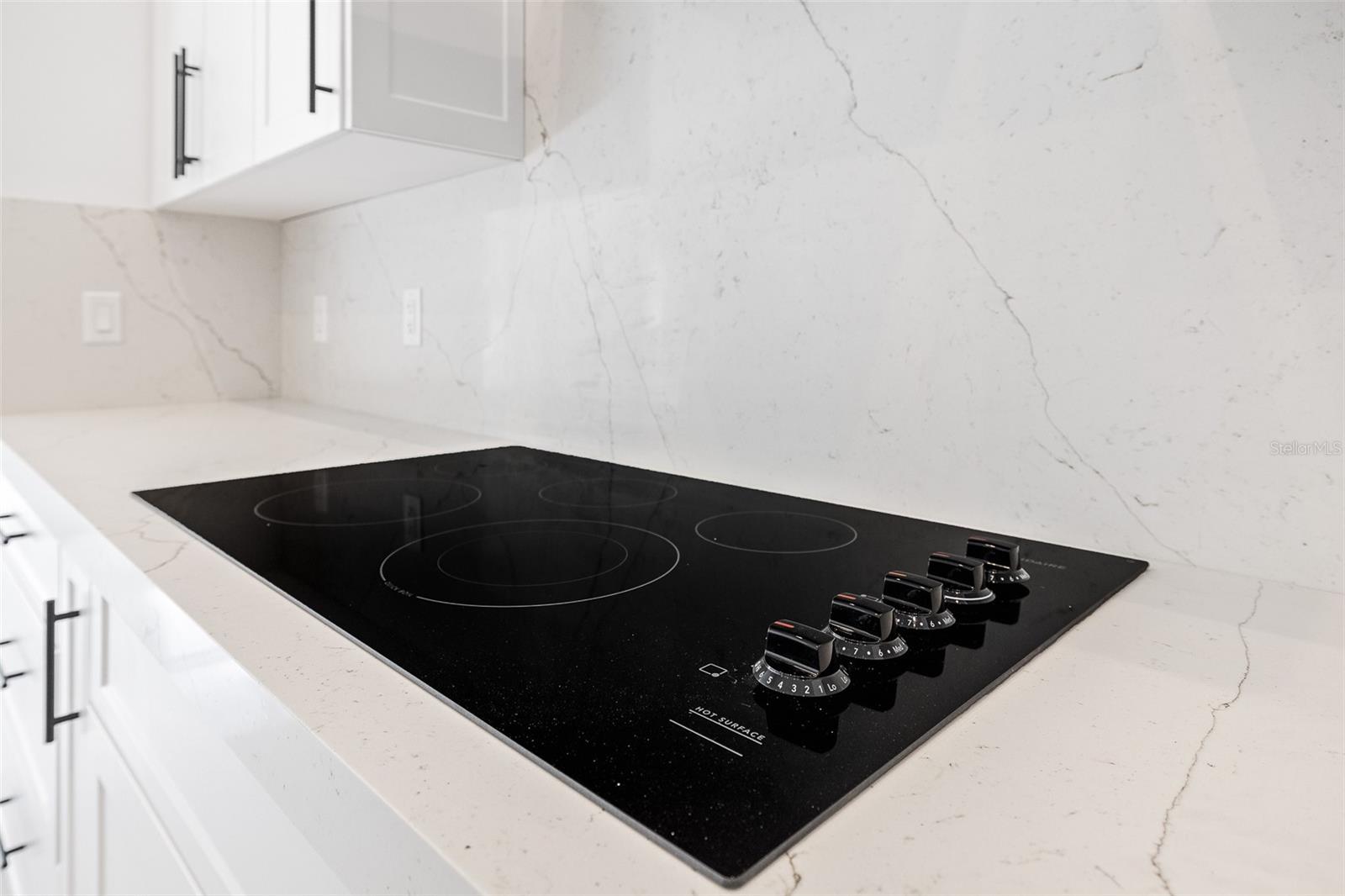 Image 27 of 66 For 4528 Yorkshire Lane